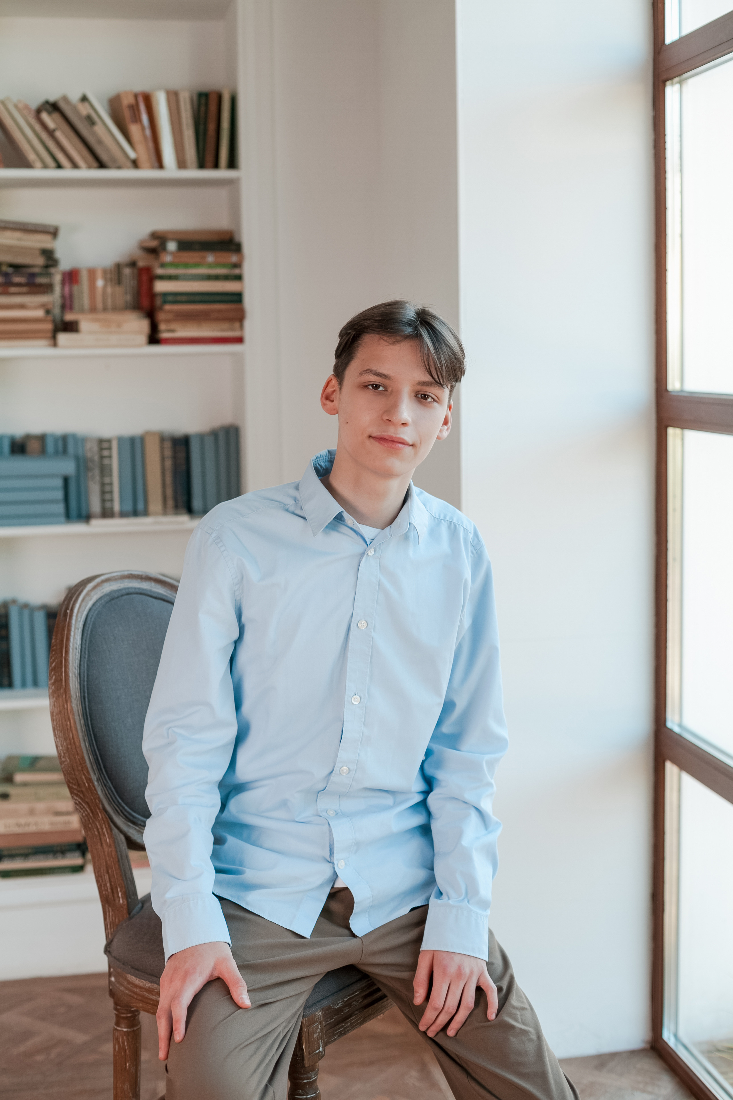 Гимназия № 2 11 «Г» класс. Ирина Коновалова школьный фотограф. Выпускные альбомы Ярославль