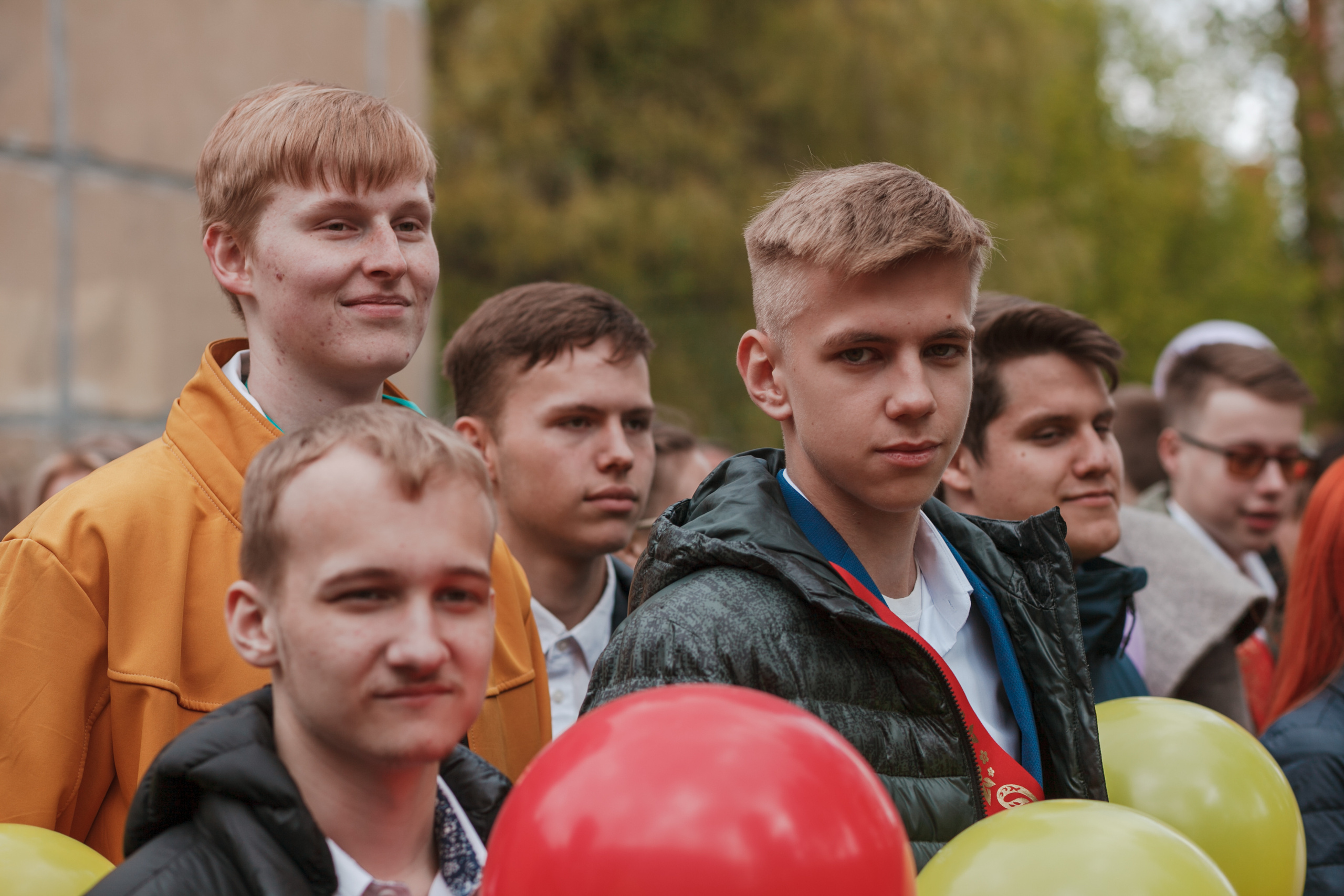 Последний звонок. Ирина Коновалова школьный фотограф. Выпускные альбомы Ярославль