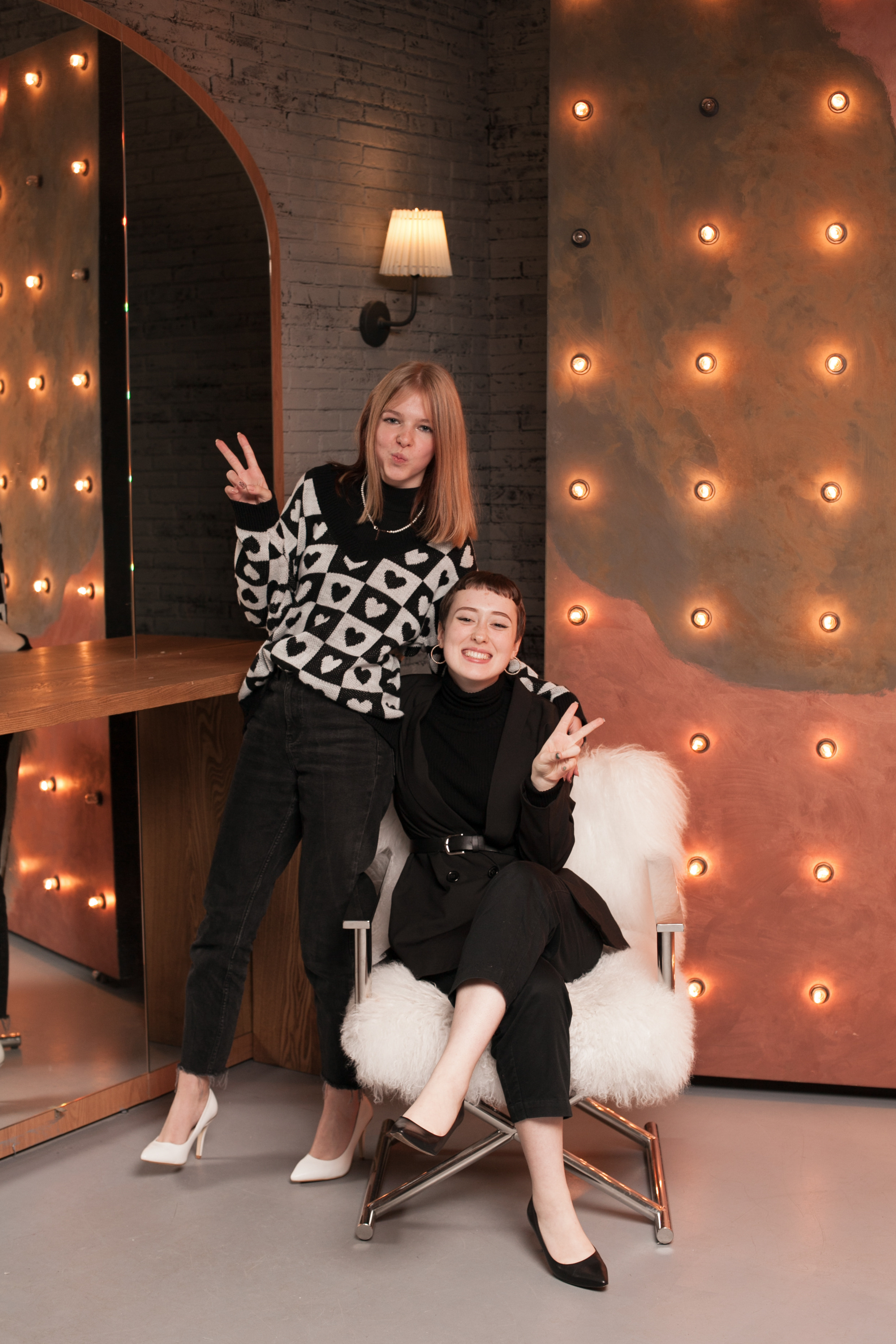 Съемка выпускников гимназии. Ирина Коновалова школьный фотограф. Выпускные альбомы Ярославль