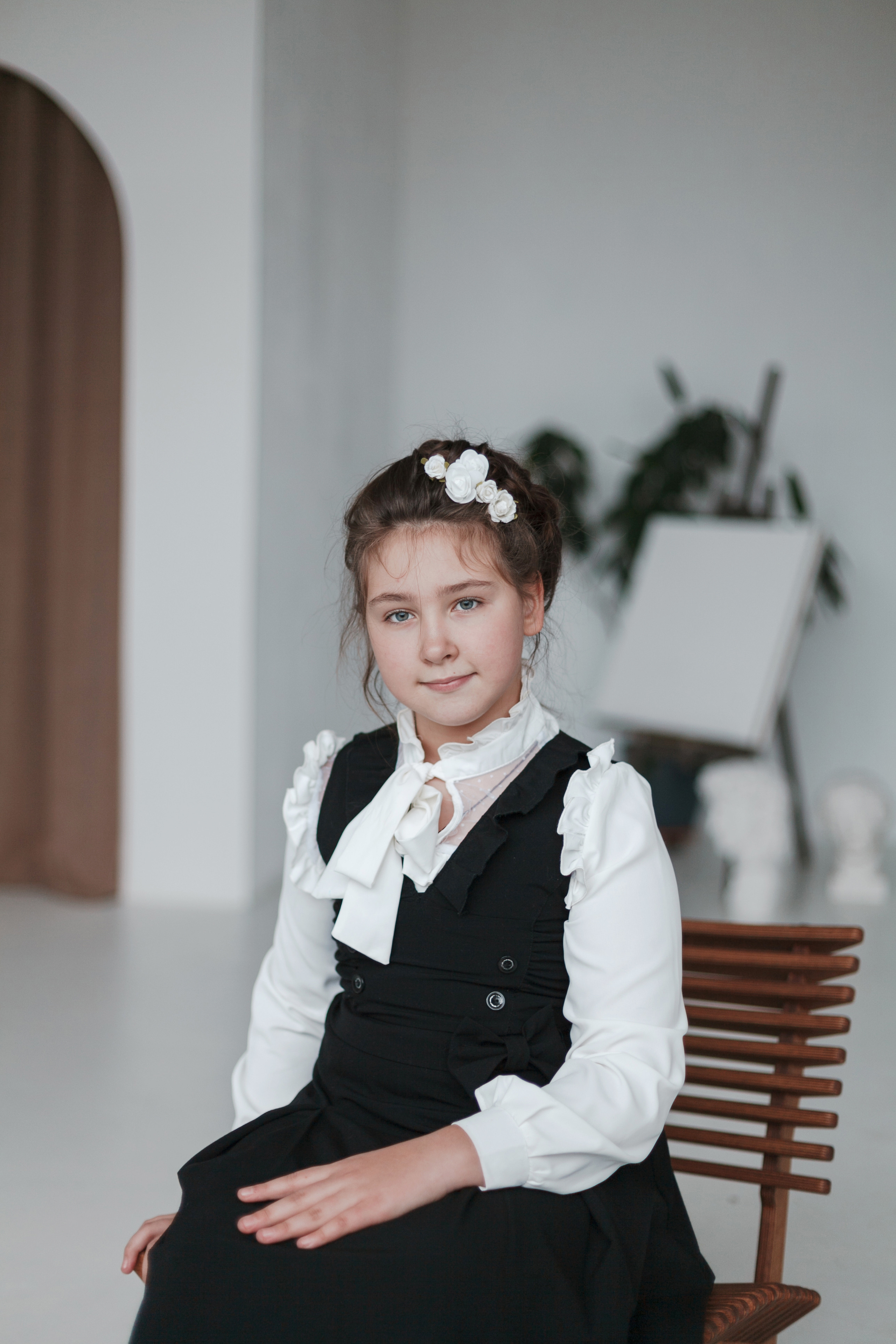 4 класс в студии. Ирина Коновалова школьный фотограф. Выпускные альбомы Ярославль