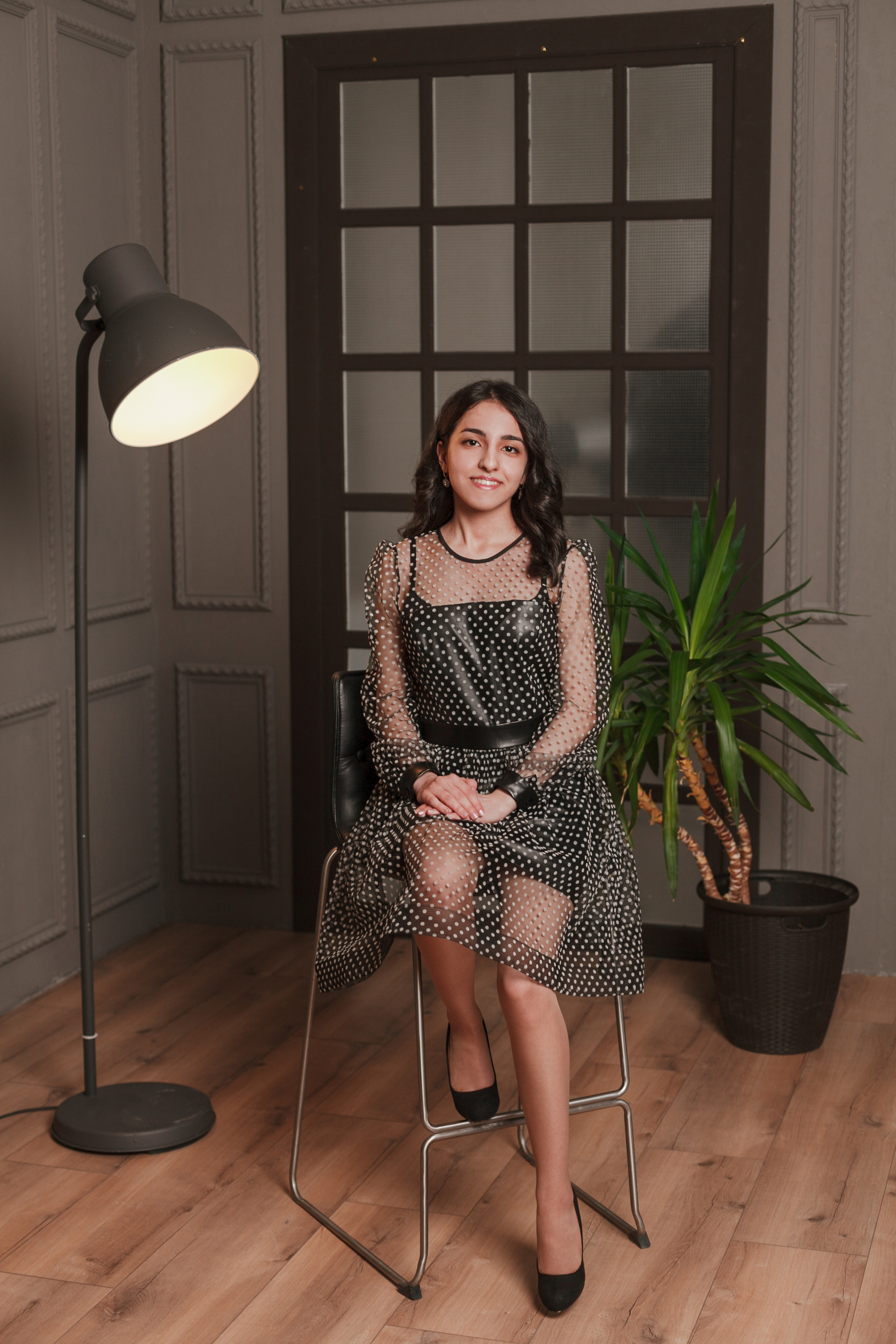 Фотосъёмка выпускников в студии. Ирина Коновалова школьный фотограф. Выпускные альбомы Ярославль