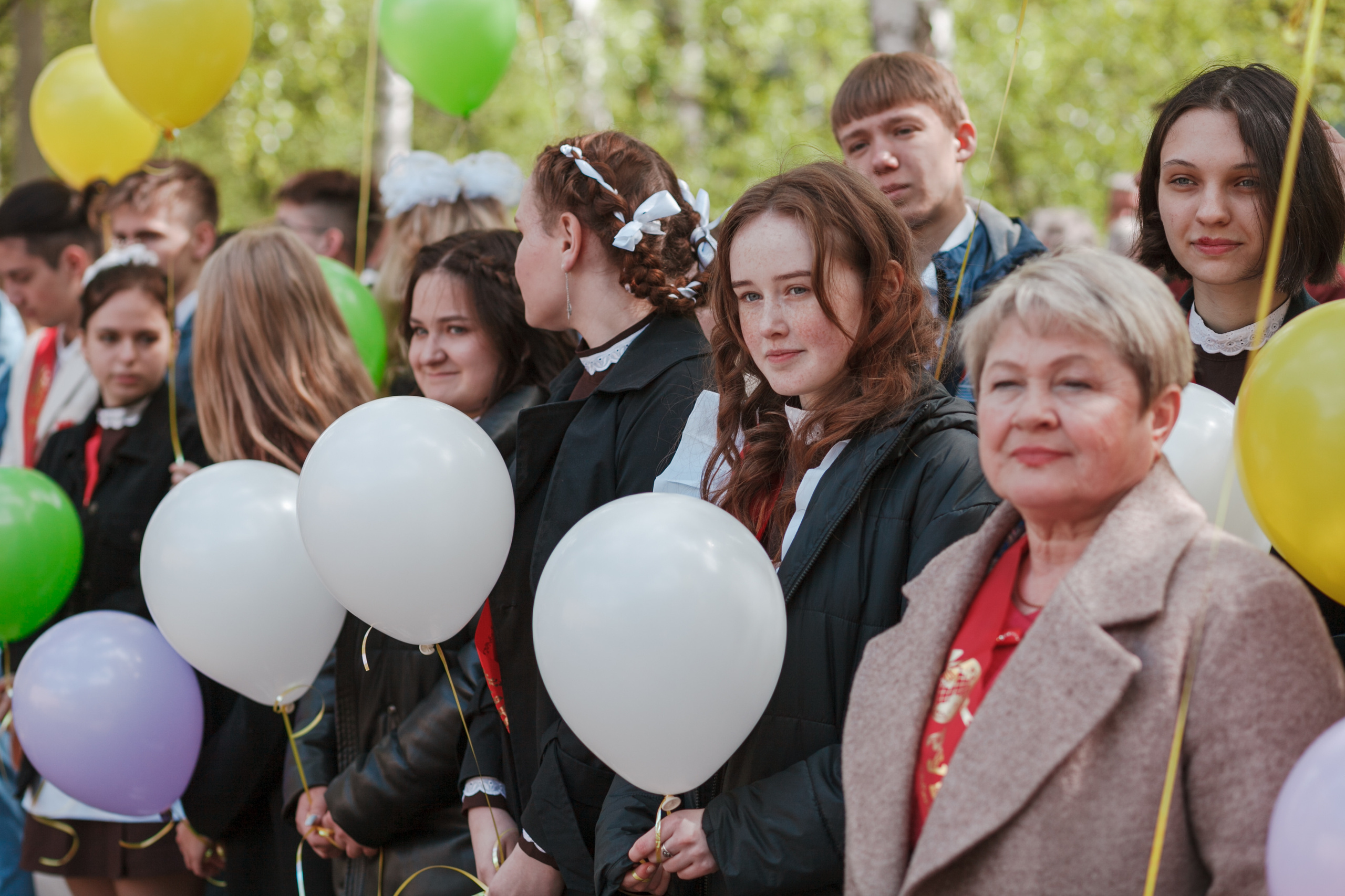 Последний звонок. Ирина Коновалова школьный фотограф. Выпускные альбомы Ярославль