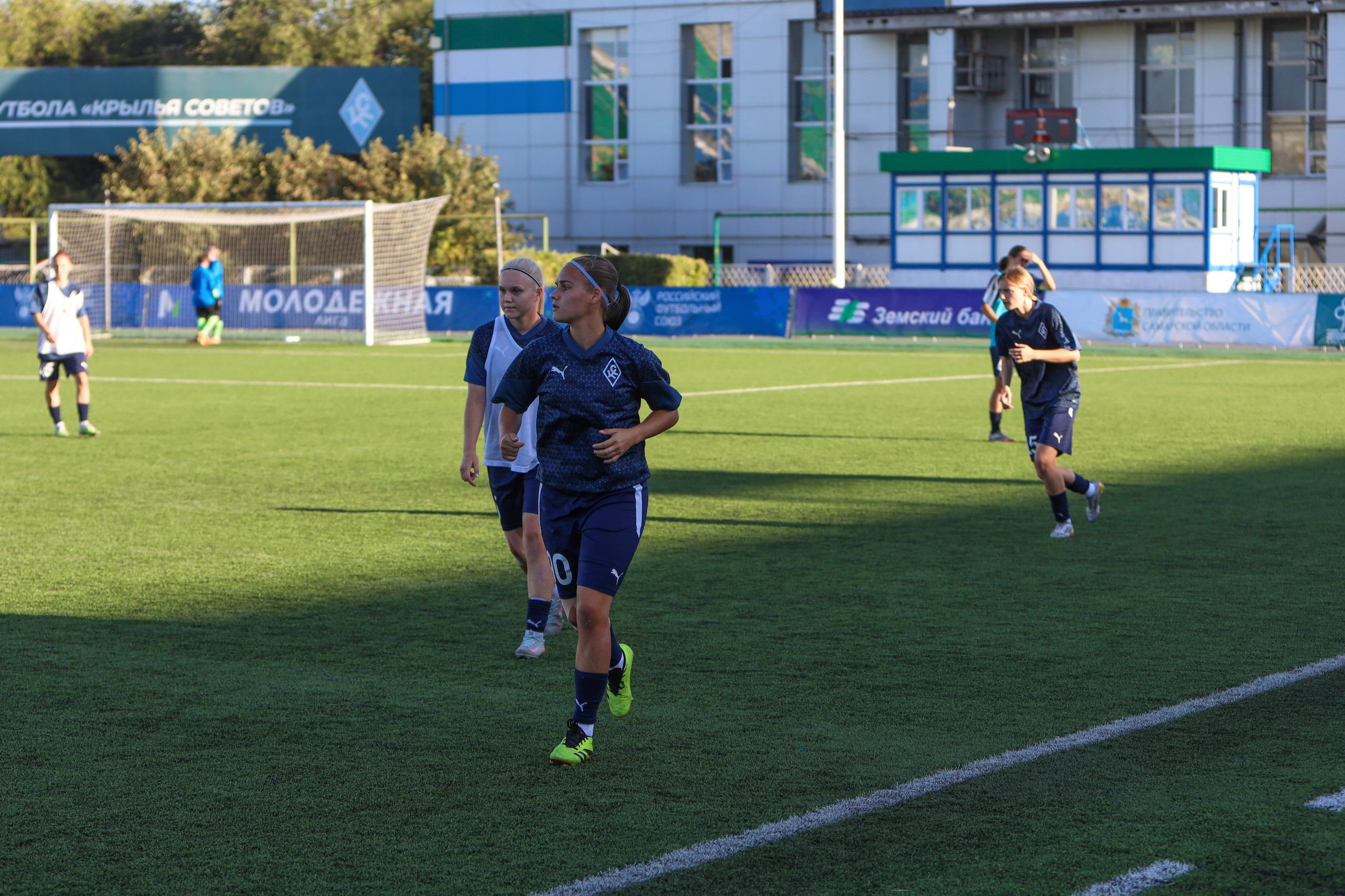 Крылья Советов — Мастер-Сатурн. Молодежная лига по футболу среди женских команд. Спортивный фотограф в Самаре