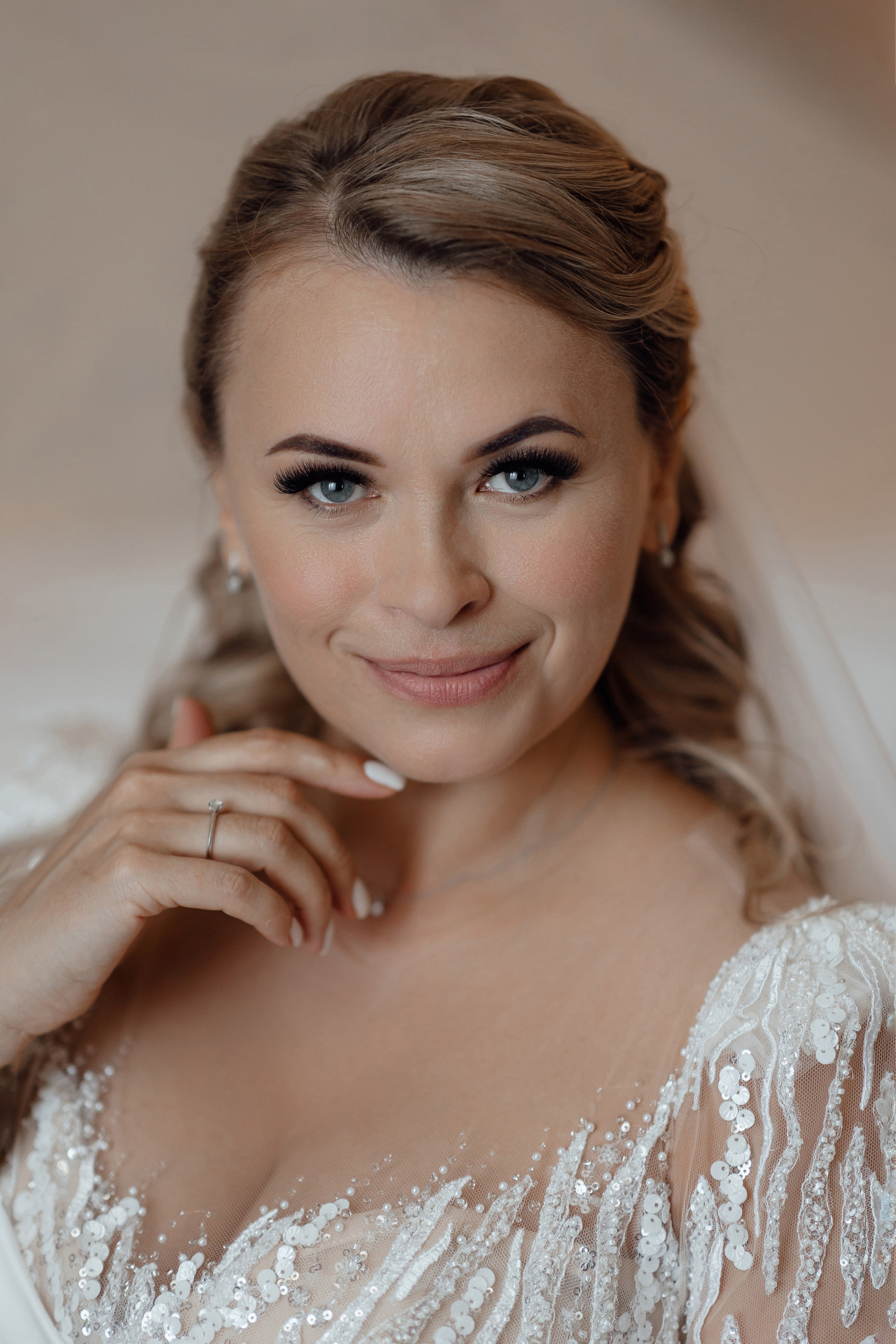 Свадебная фотосессия в Radisson Collection Hotel Moscow. Свадебный фотограф в Москве Дарья Олендарёва