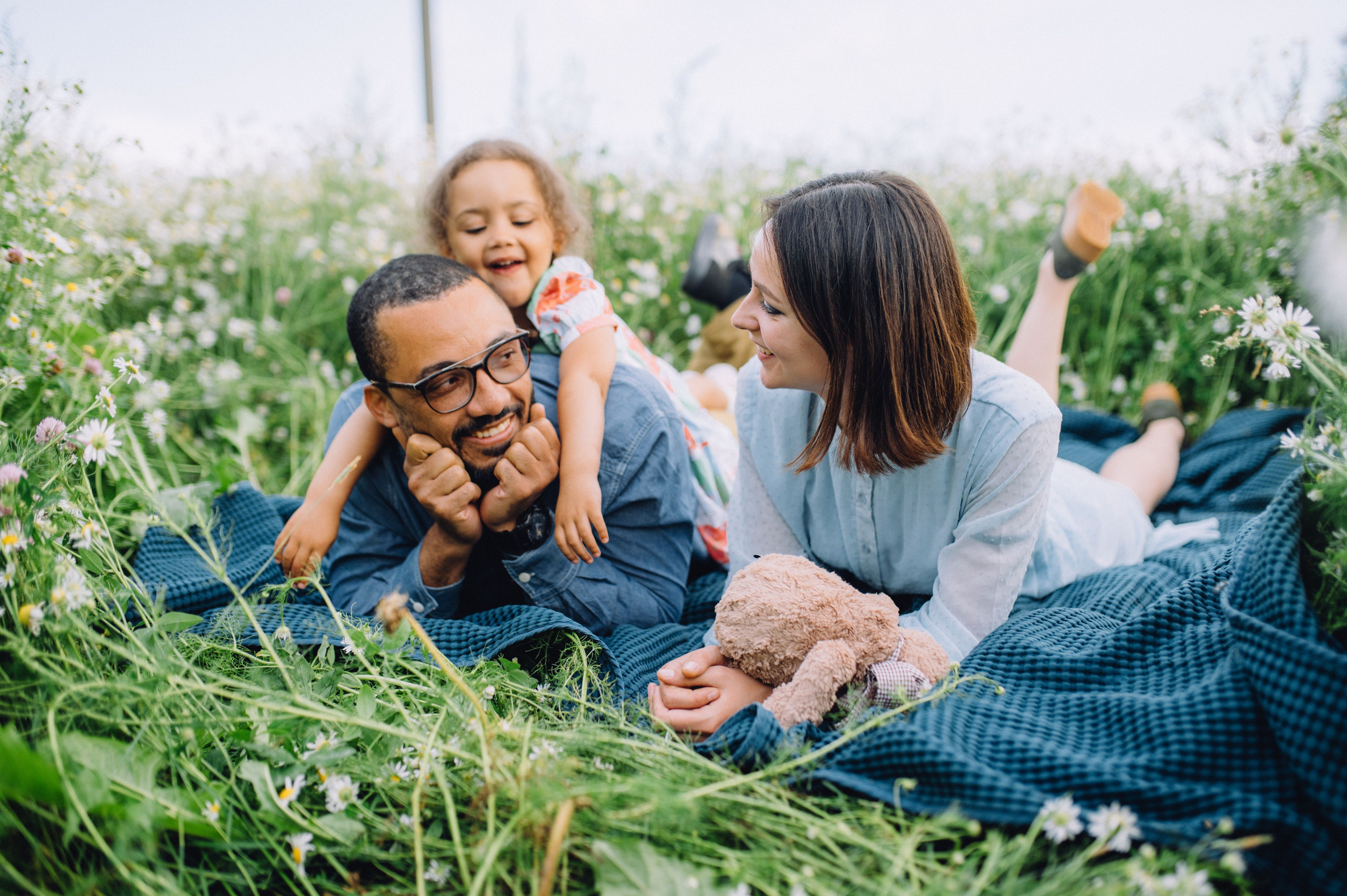 Семейная фотосессия на природе. Профессиональный фотограф Алексей Васенцев. Минск, СПБ, Москва