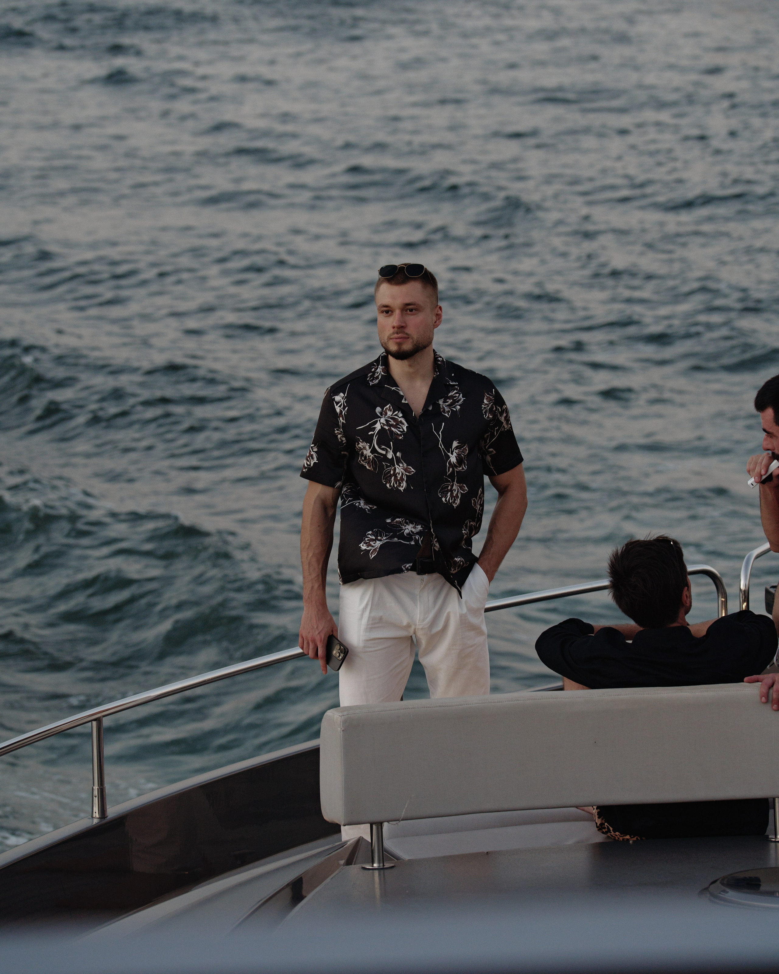 PAVEL DEREVYANKO. NOIZOMAX Художественный фотограф в Дубай