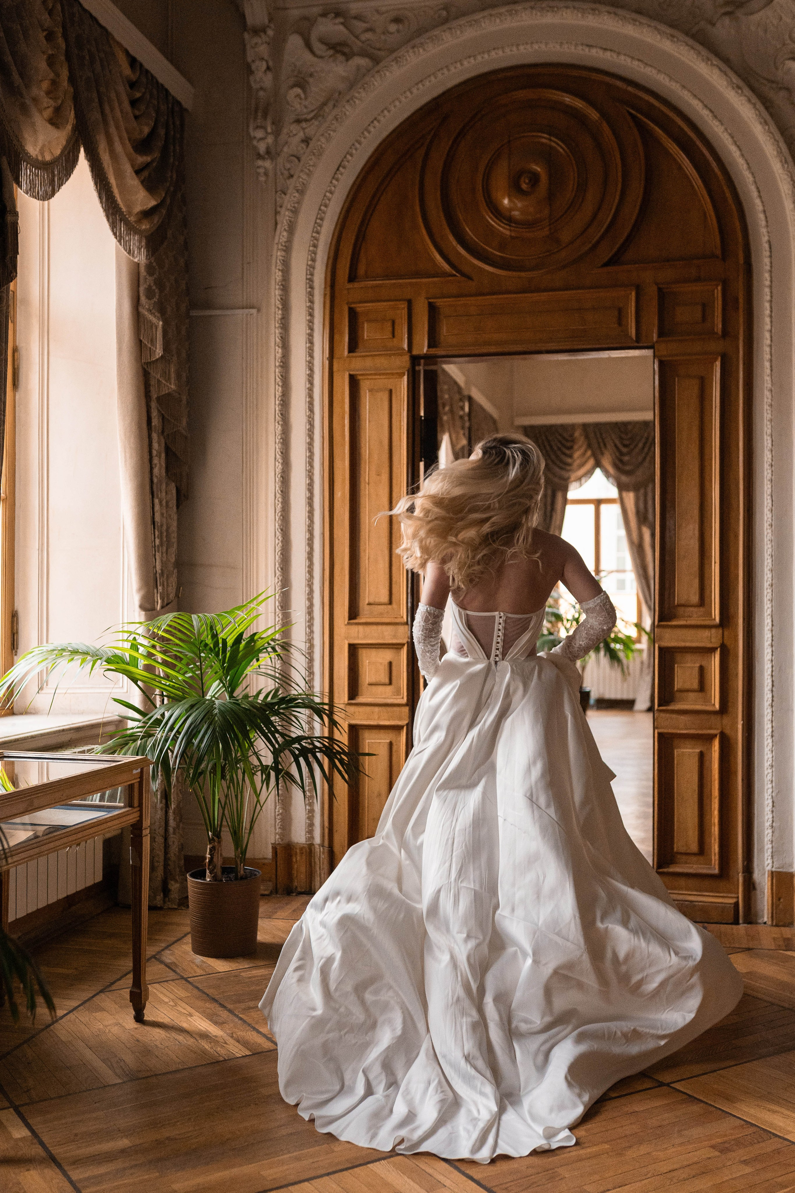 Свадебная фотосессия в&nbsp;Пушкинской библиотеке в&nbsp;Москве, регистрация брака библиотека- читальня Пушкина, библиотека Пушкина церемония, адрес счастья библиотека Пушкина, фотограф Москва на&nbsp;регистрацию