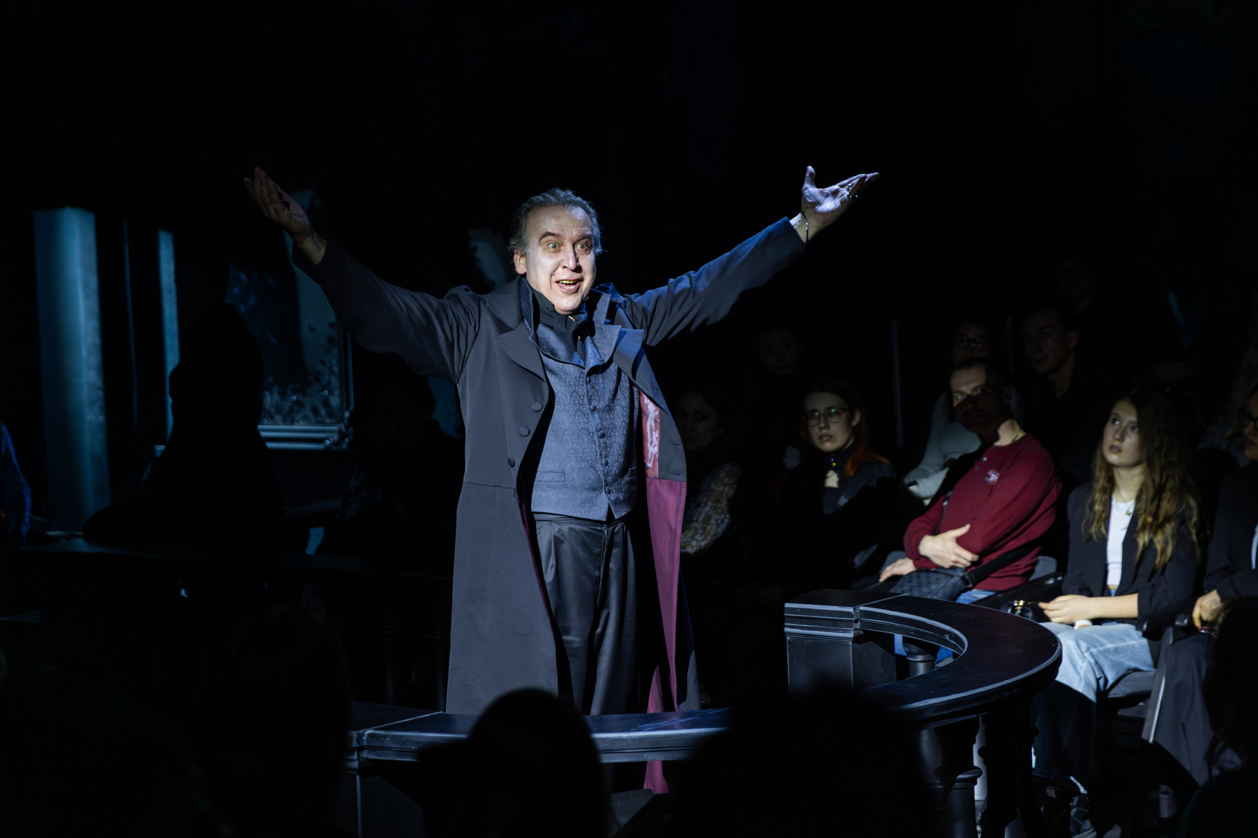 Театральная постановка «Сумерки.Москва». Репортажный фотограф в Москве Аида Исламова