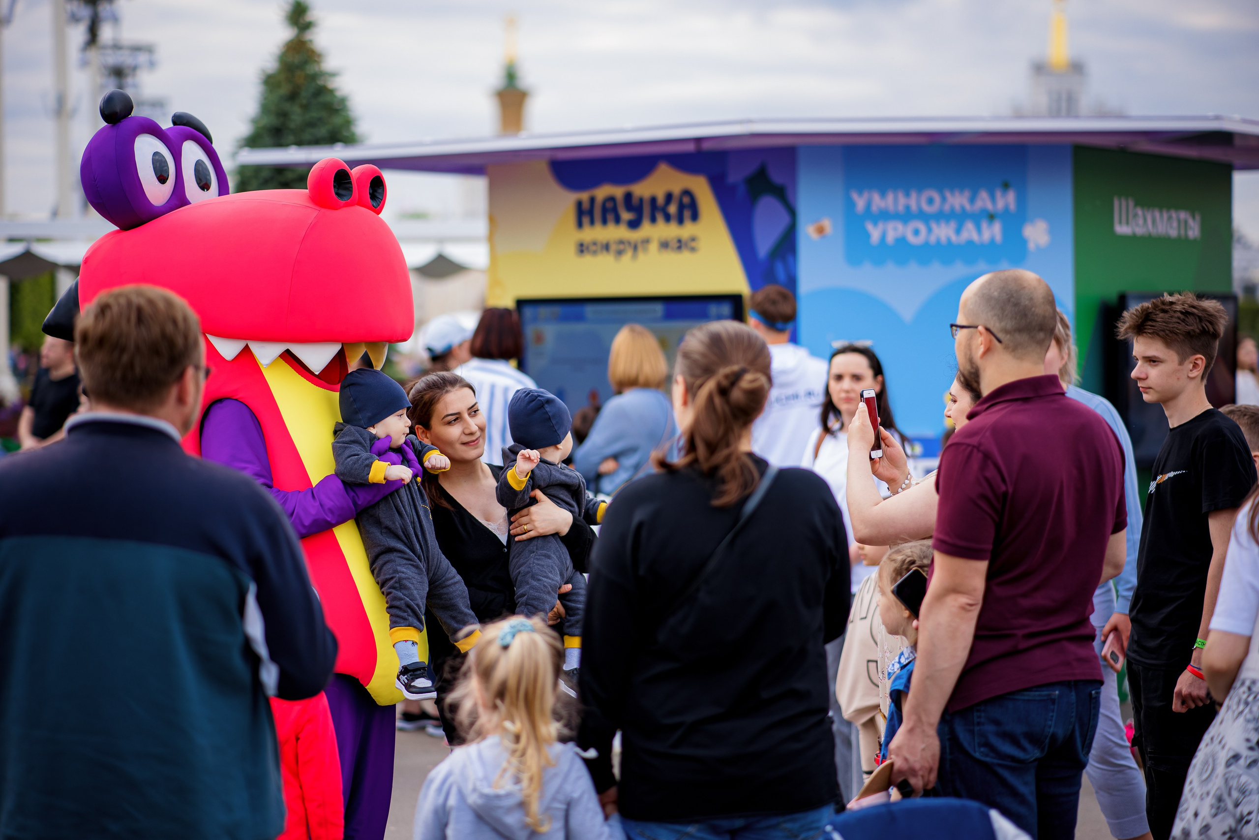 ВК Сферум | Фестиваль «Движение первых». Репортажный фотограф Семён Борисов | Москва
