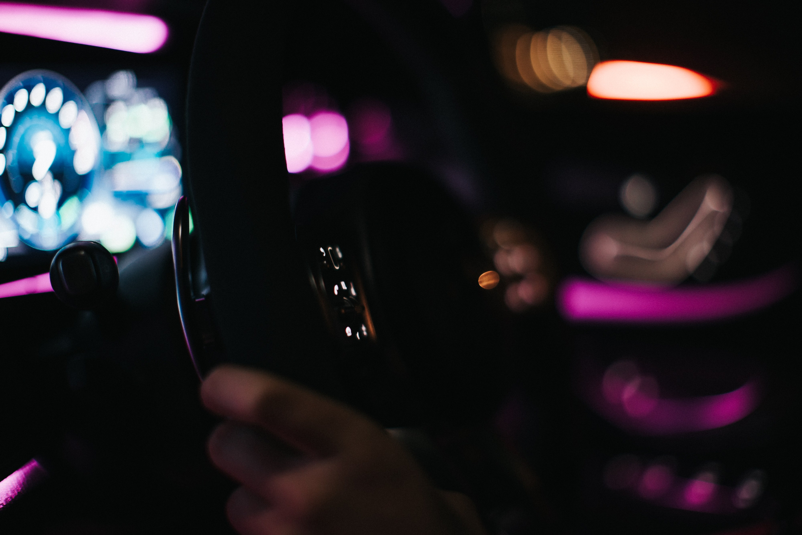 Mercedes Benz E 53. Фотограф в на Пхукете Сергей Войлоков