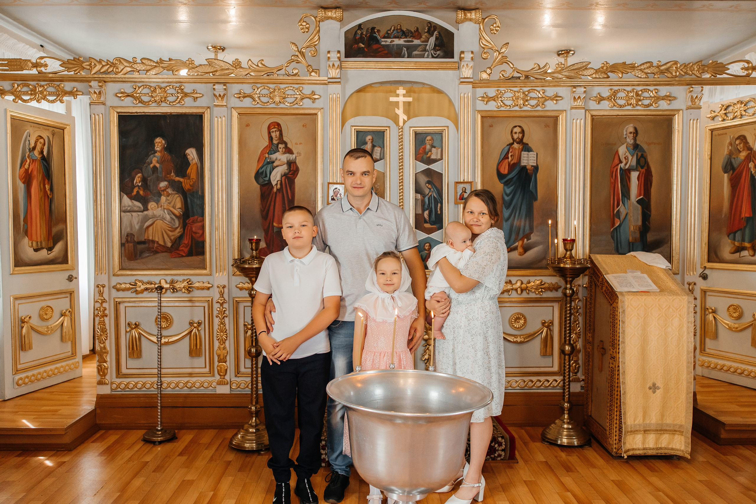 Таинство Крещения Ивана. Храм в честь иконы Божией Матери «Всех скорбящих Радость». Семейный фотограф в Рязани и Рязанской области