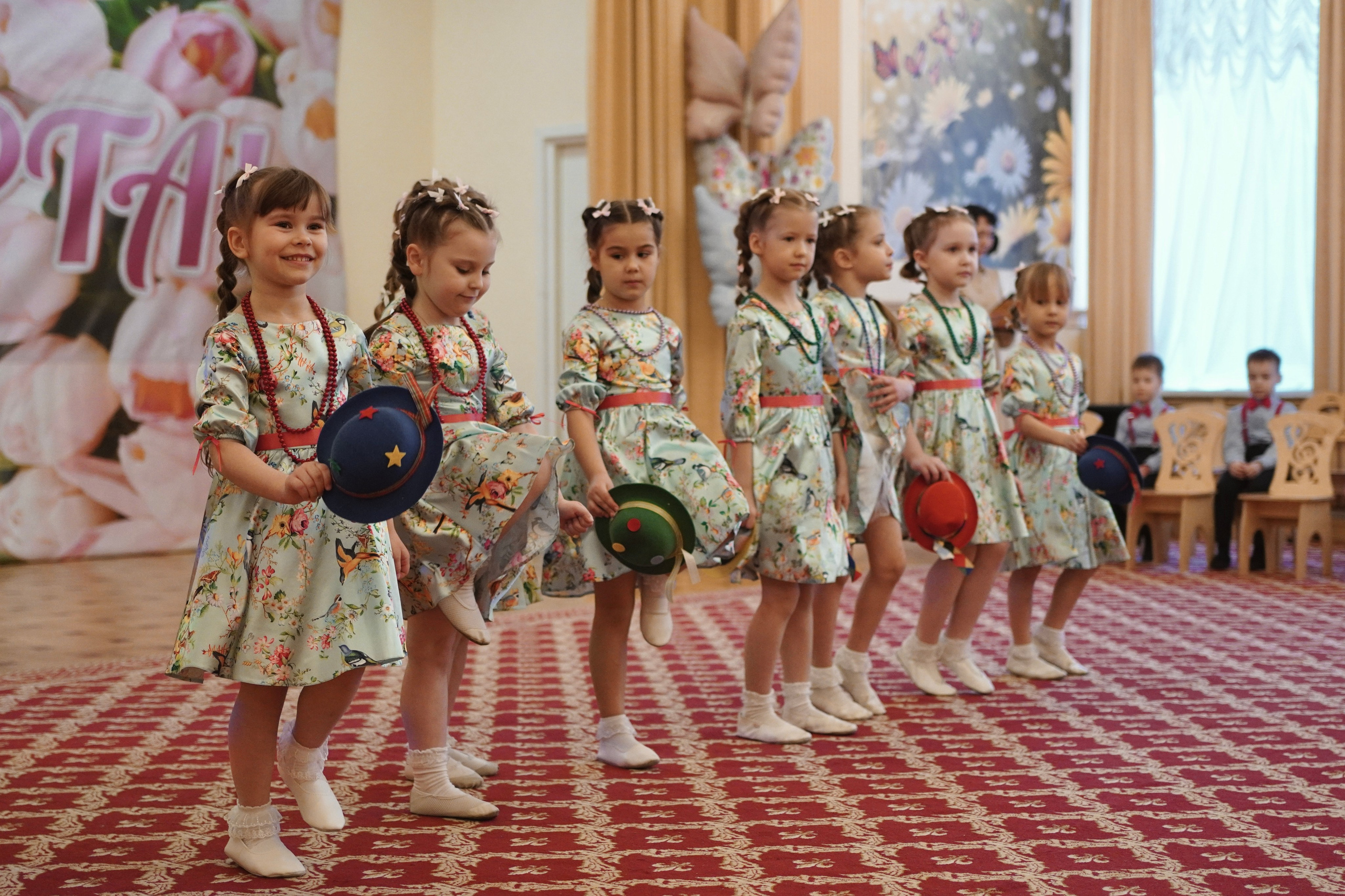 Детский утренник. Семейный и детский фотограф в Зеленограде Коваленко Дарья. Съемка праздников и выпускных, дней рождений