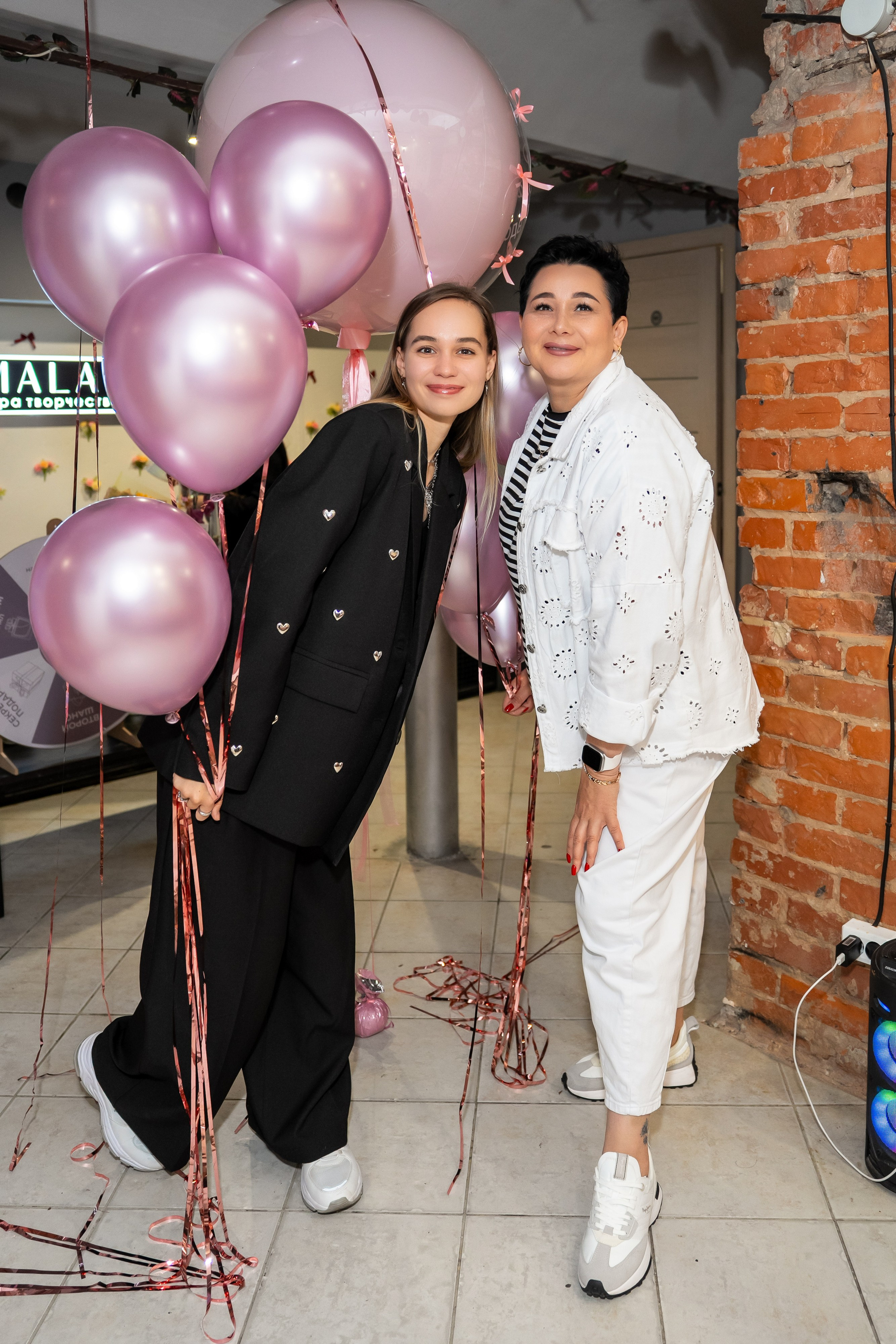 День рождения Aromalage — 5 лет вдохновения 🕯️. Мастер-классы AROMALAGE в Казани и Нижнем Новгороде для двоих, на девичник, в группе
