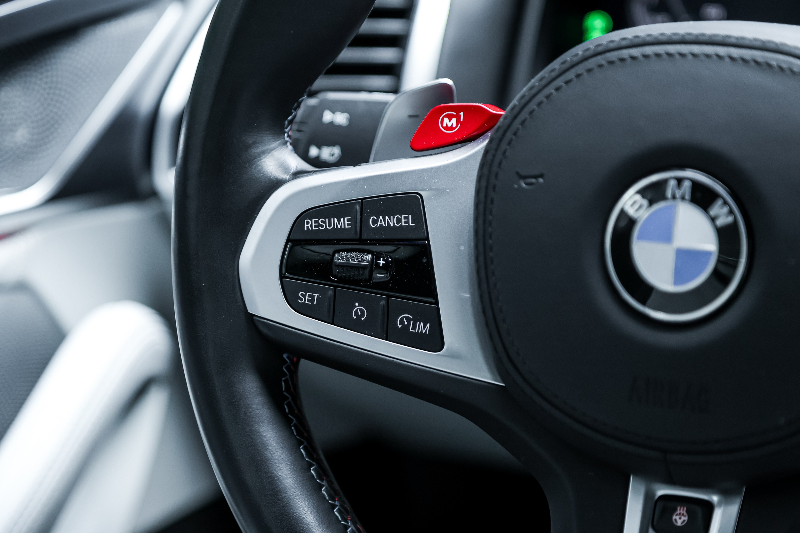 2022 BMW M8 COMPETITION RESTYLING FROM USA $145,000 / 17,500 KM ODOMETER. Mixturecaptures