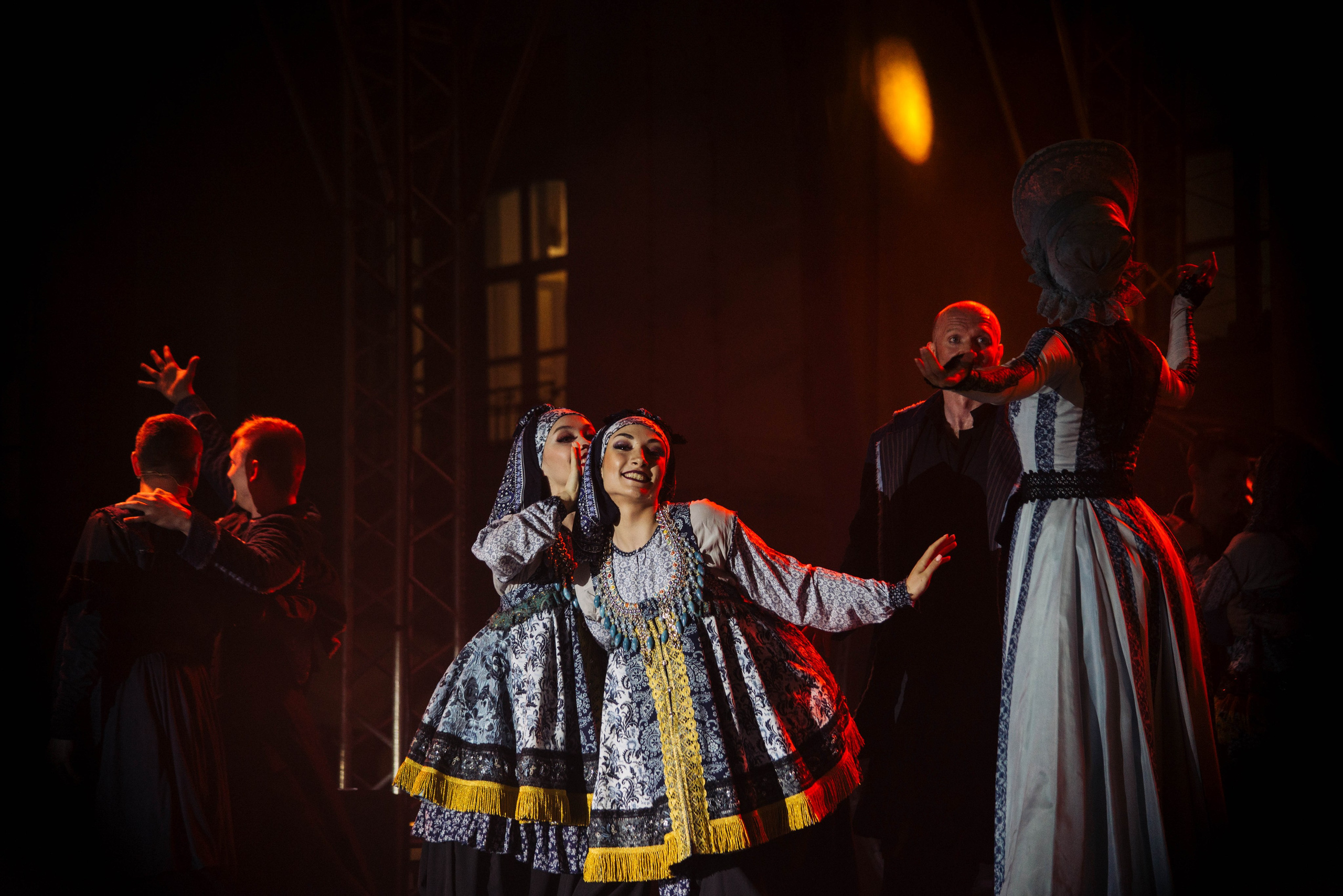 Пугачёвъ. Репортажный и портретный фотограф в Липецкой, Воронежской, Московской области Тёма Белоусов