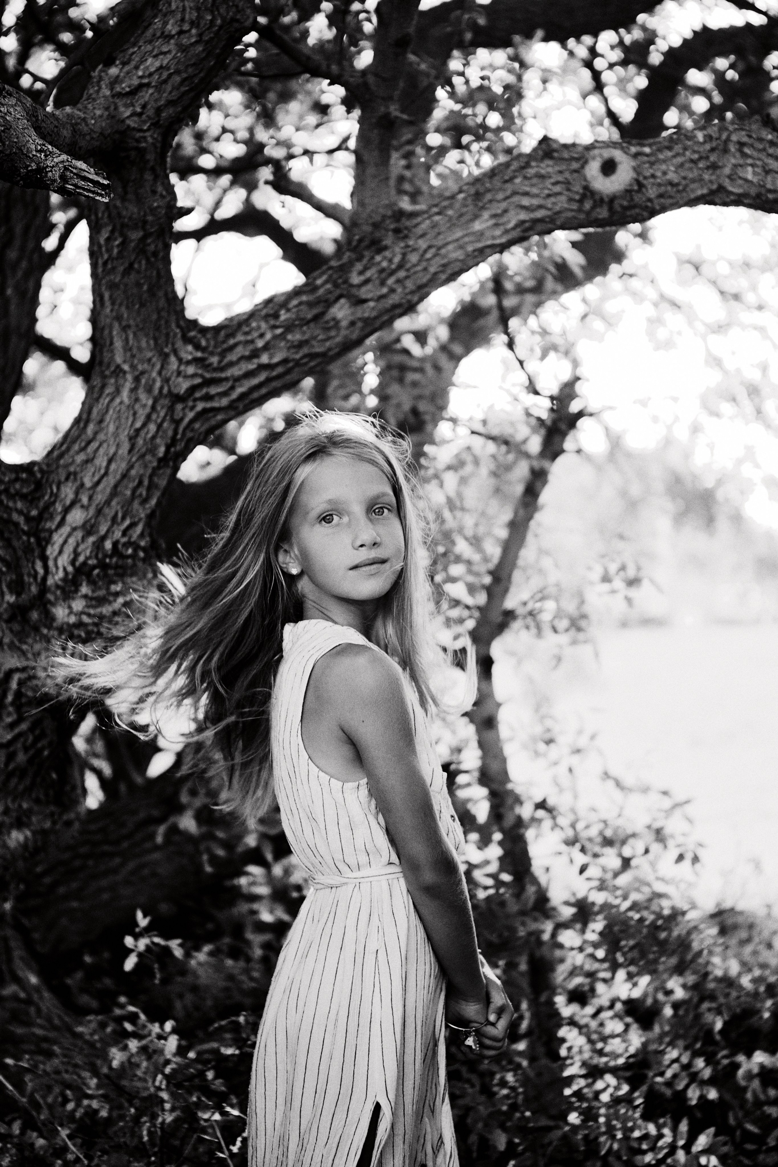 About a girl. Fashion Photographer Oxana Chernomorets