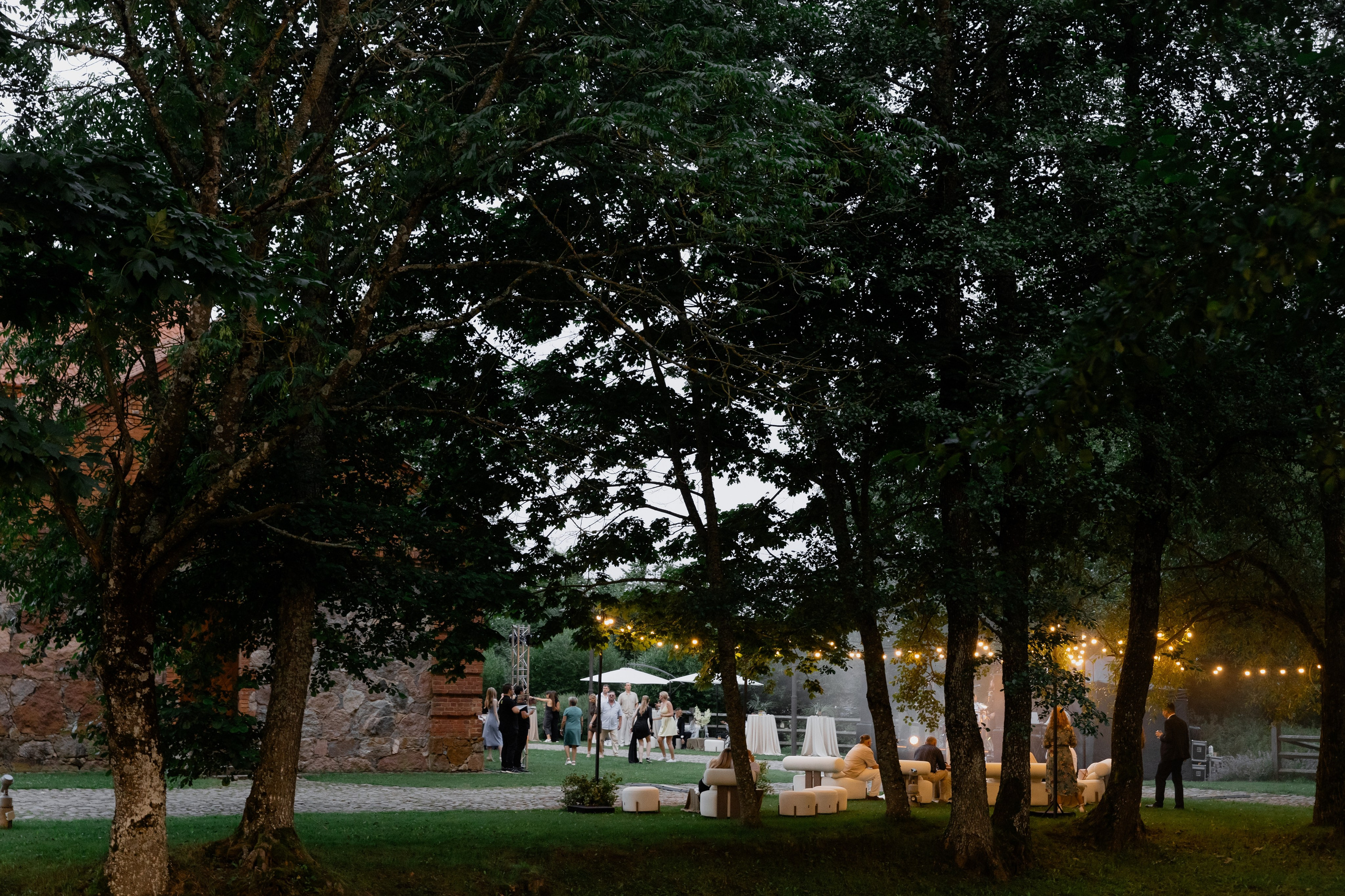 Anna & Alex film/digital Dwor Staiki. Свадебный фотограф Кристина Винокурова