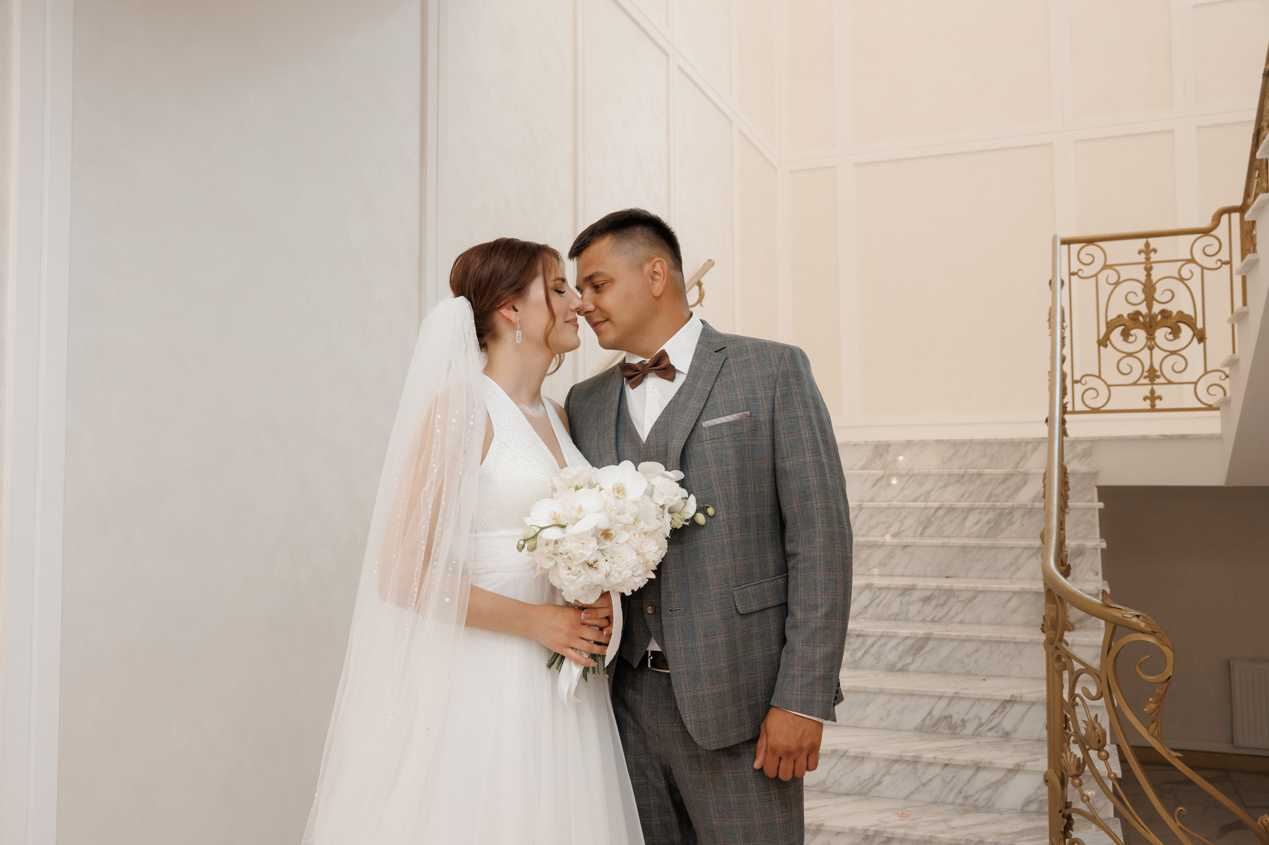 ЗАГС Бутово и Остафьево. Свадебный и репортажный фотограф (Москва, Королев и другие)