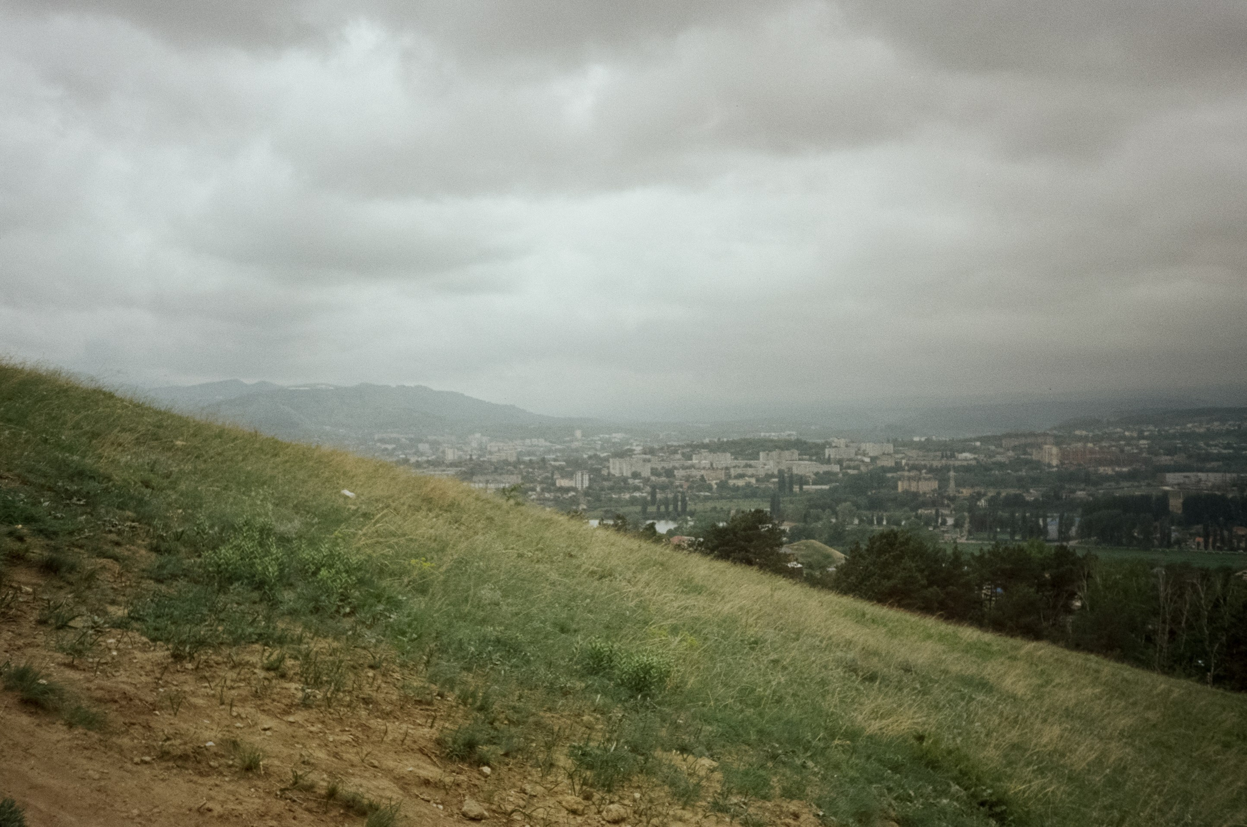 Гора-Кольцо и Скала Лермонтова в окрестностях Кисловодска. Фотограф-документалист Мария Осокина