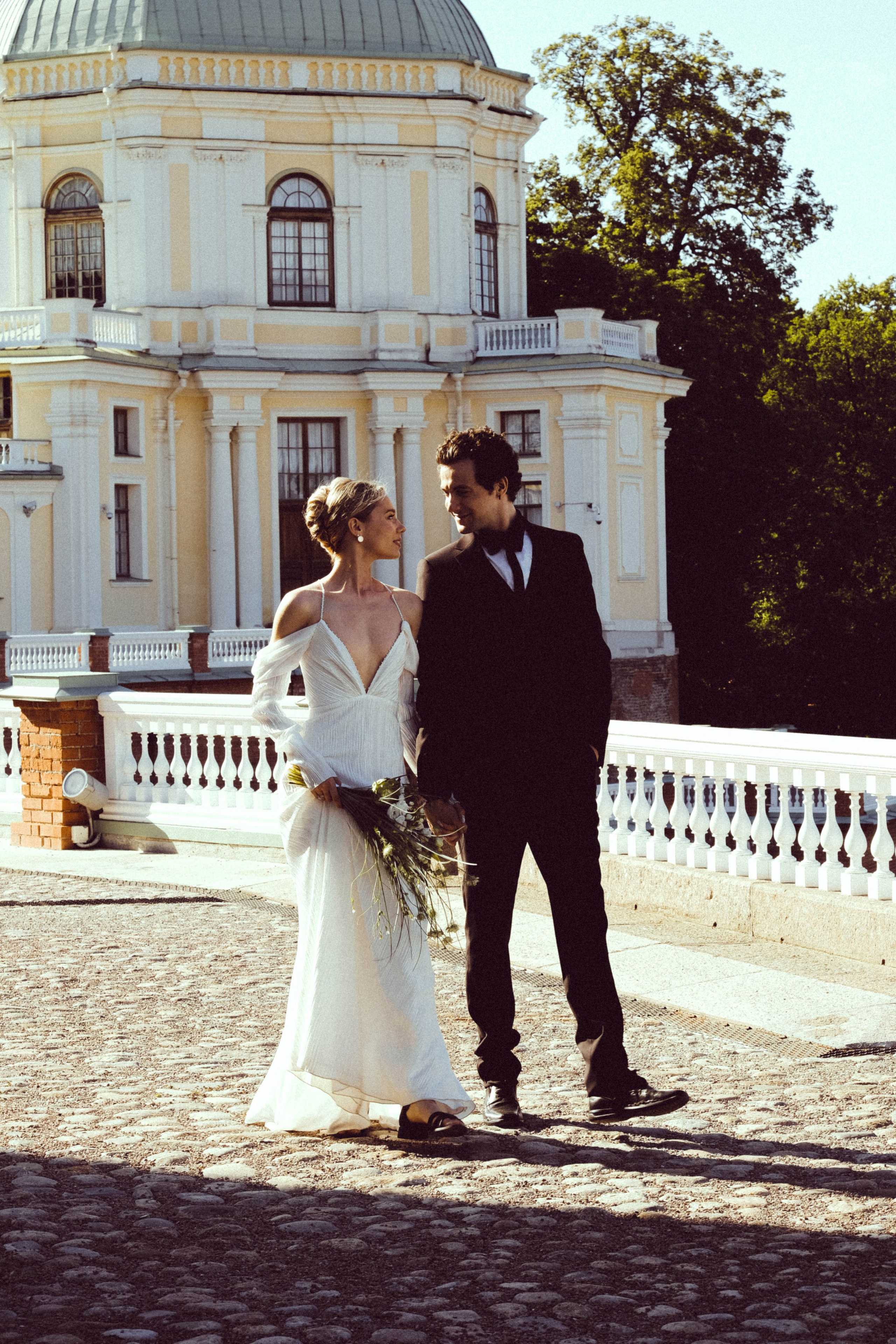 СВАДЕБНАЯ СЬЕМКА В ПАРКЕ ОРАНИЕНБАУМ. Профессиональный фотограф, Санкт-Петербург — Виктория Богомолова