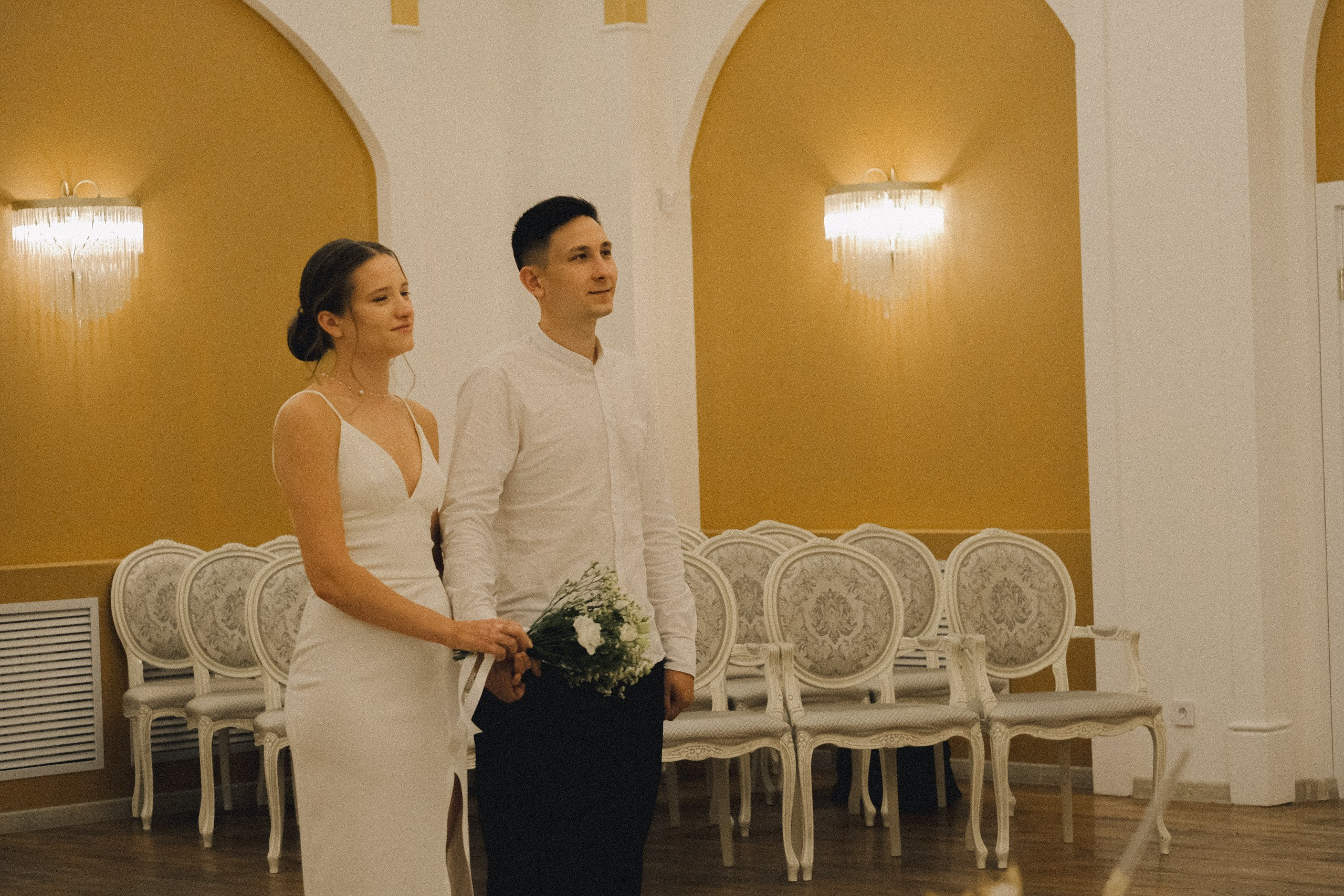 СВАДЕБНАЯ ФОТОСЕСИСИЯ В МЕТРО И ВОЗЛЕ ИСАКИЕВСКОГО СОБОРА В ДОЖДЬ. Профессиональный фотограф, Санкт-Петербург — Виктория Богомолова