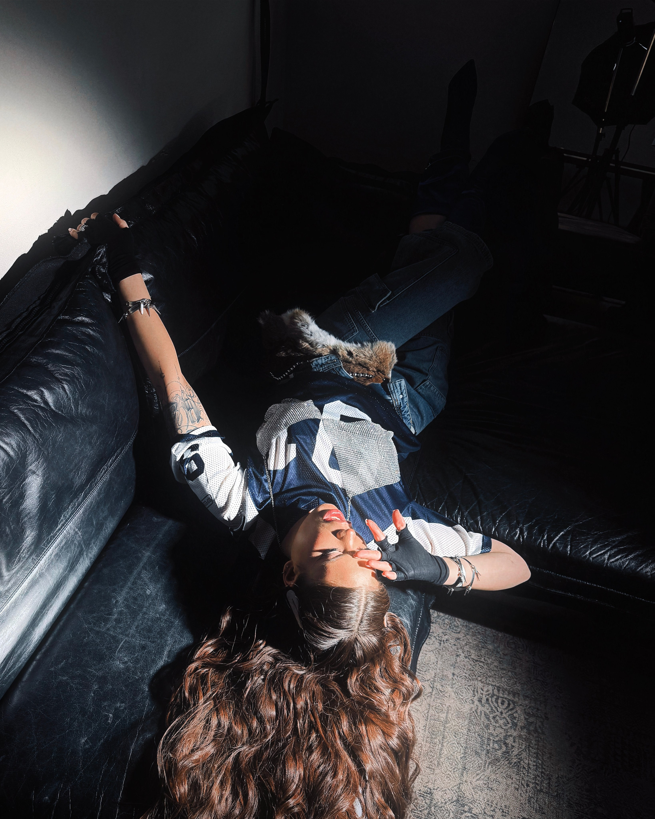 ChiChi. Backstage