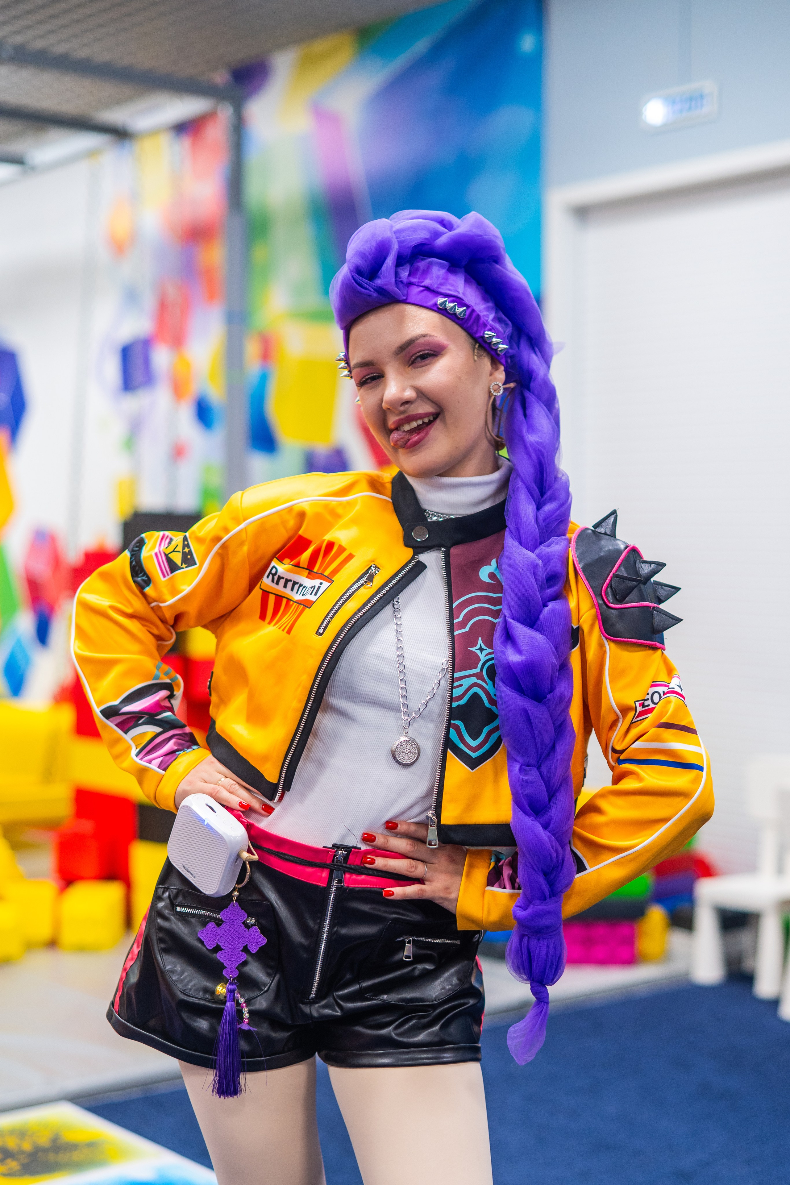 День Рождения Аленочки в Ниндзя Кидс в гости к ней пришла Супер Звезда Руми. Я Ольга Казанцева, фотографирую снимаю ваши киноистории и печатаю фото и цифровые портреты на холсте