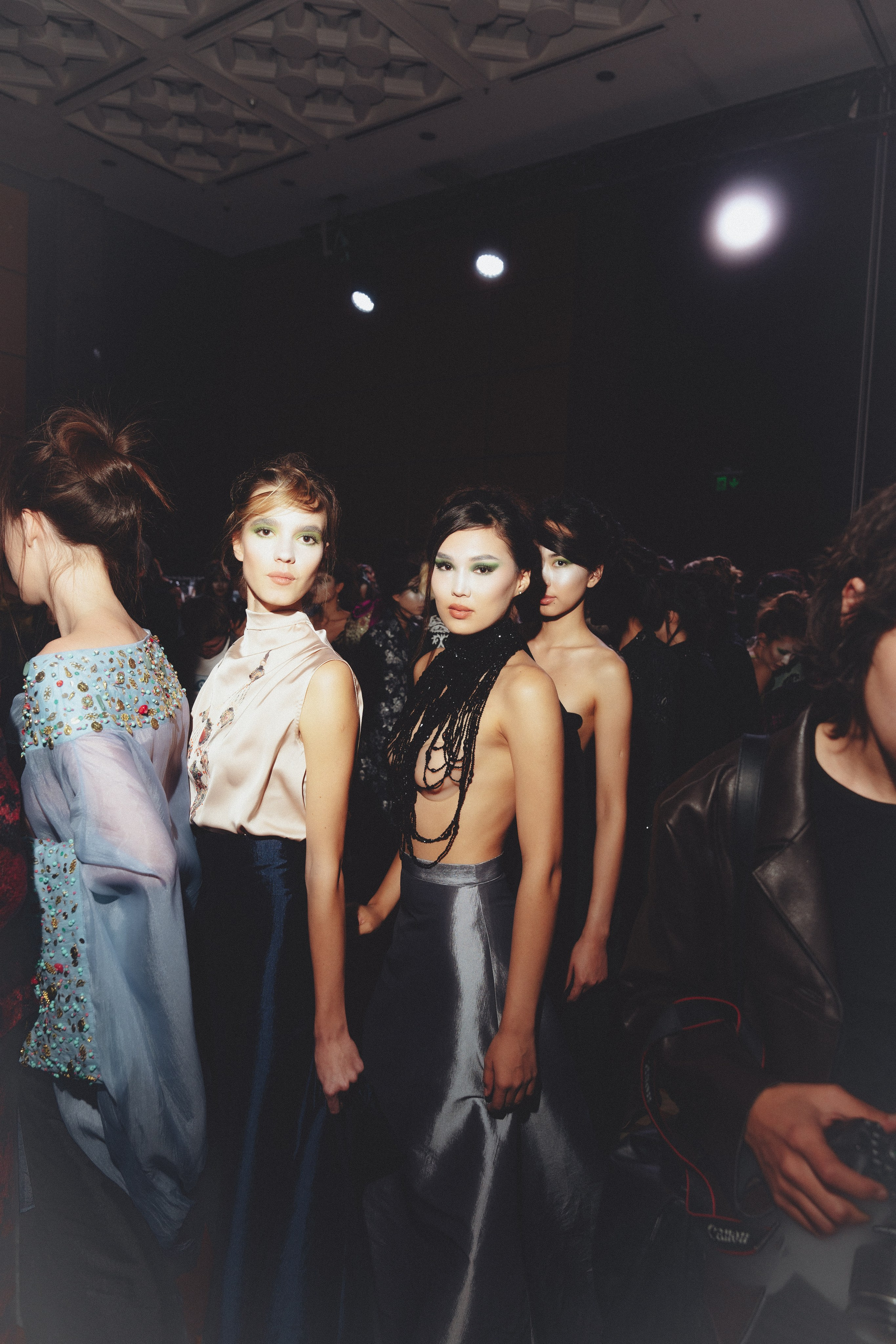 VISA FASHION WEEK ALMATY SS26 / BACKSTAGE ZONE
