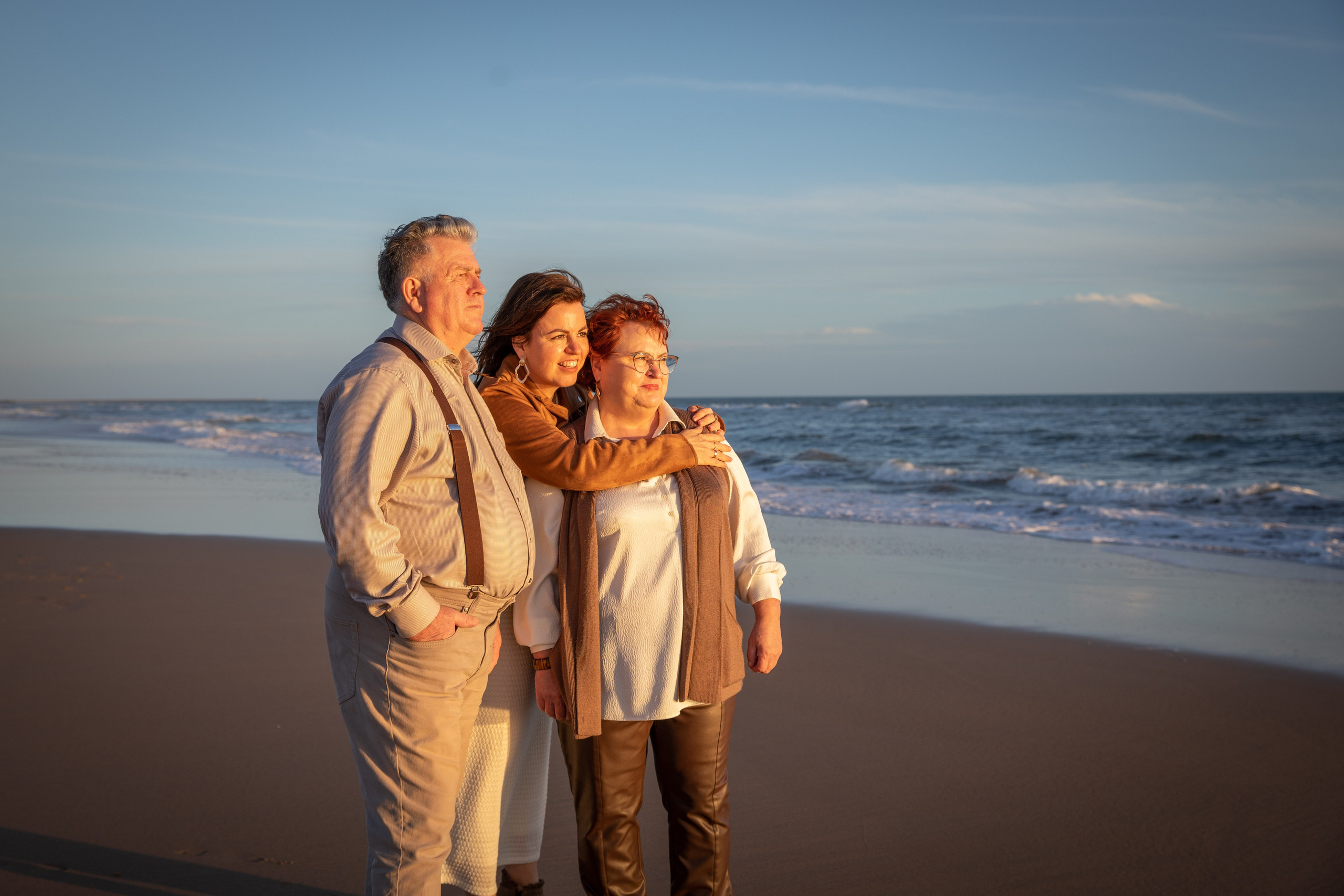 Three Generations by the Ocean. Professional Photographer in Portugal. Oksana Lomnova