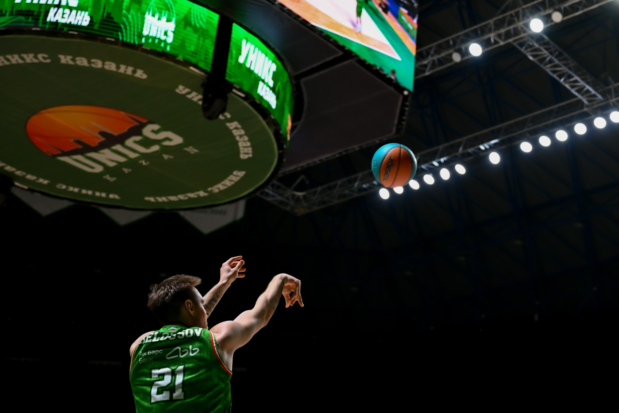 Баскетбольный фотограф. Спортивный и репортажный фотограф в Казани Вячеслав Сатонин