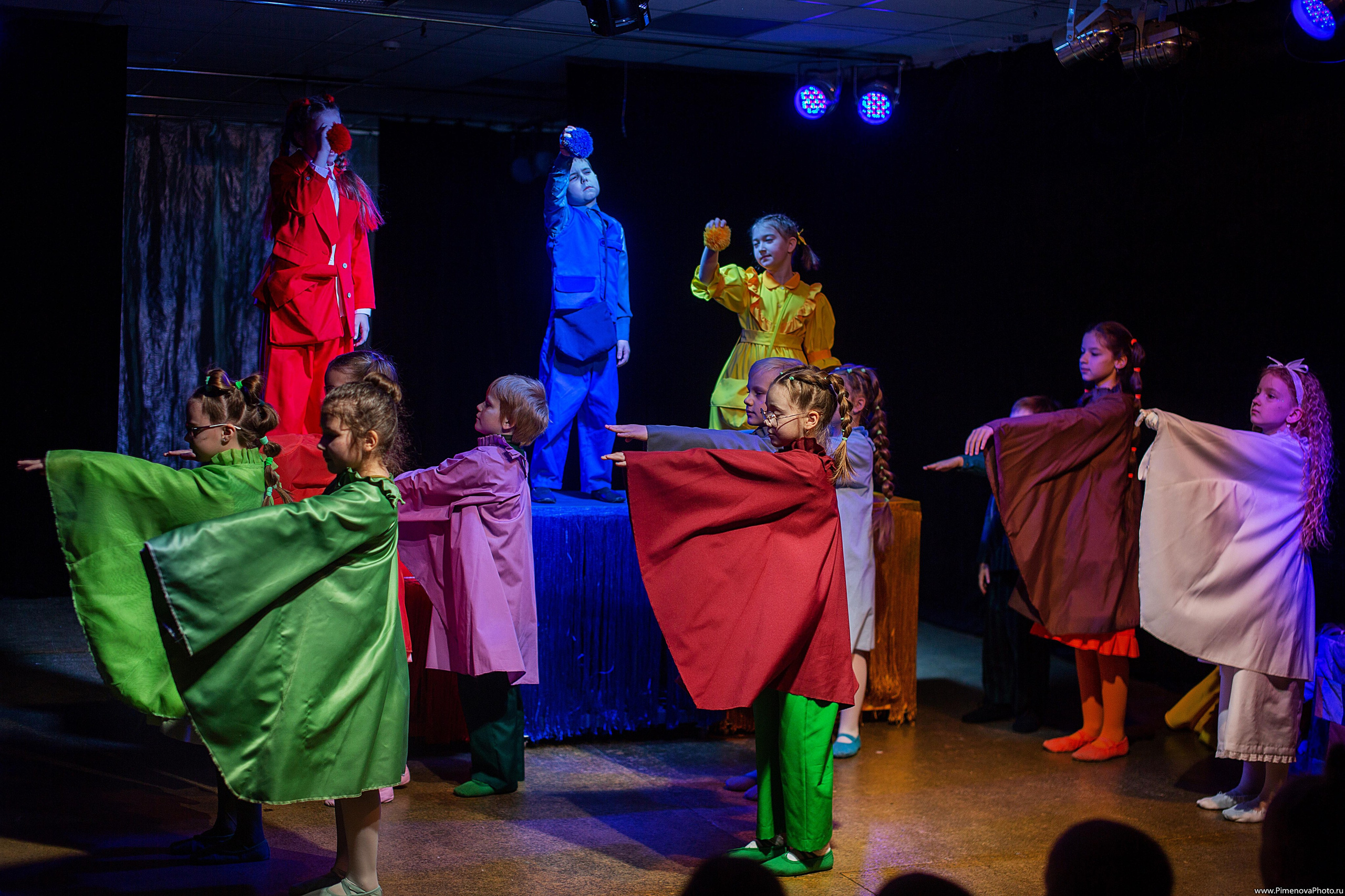 Карандаши «Театрум» ДТЦ, февраль. Семейный и детский фотограф в Петрозаводске