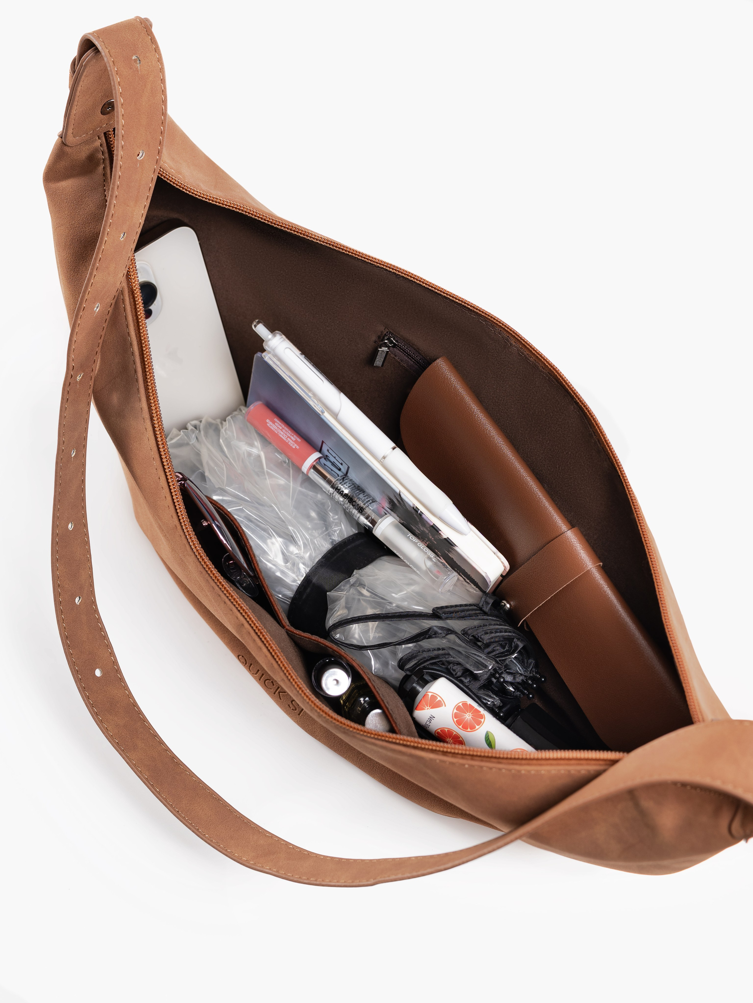 Q Сумки хобо серия 1. Предметный фотограф, фото для маркетплейсов Пятигорск, КМВ