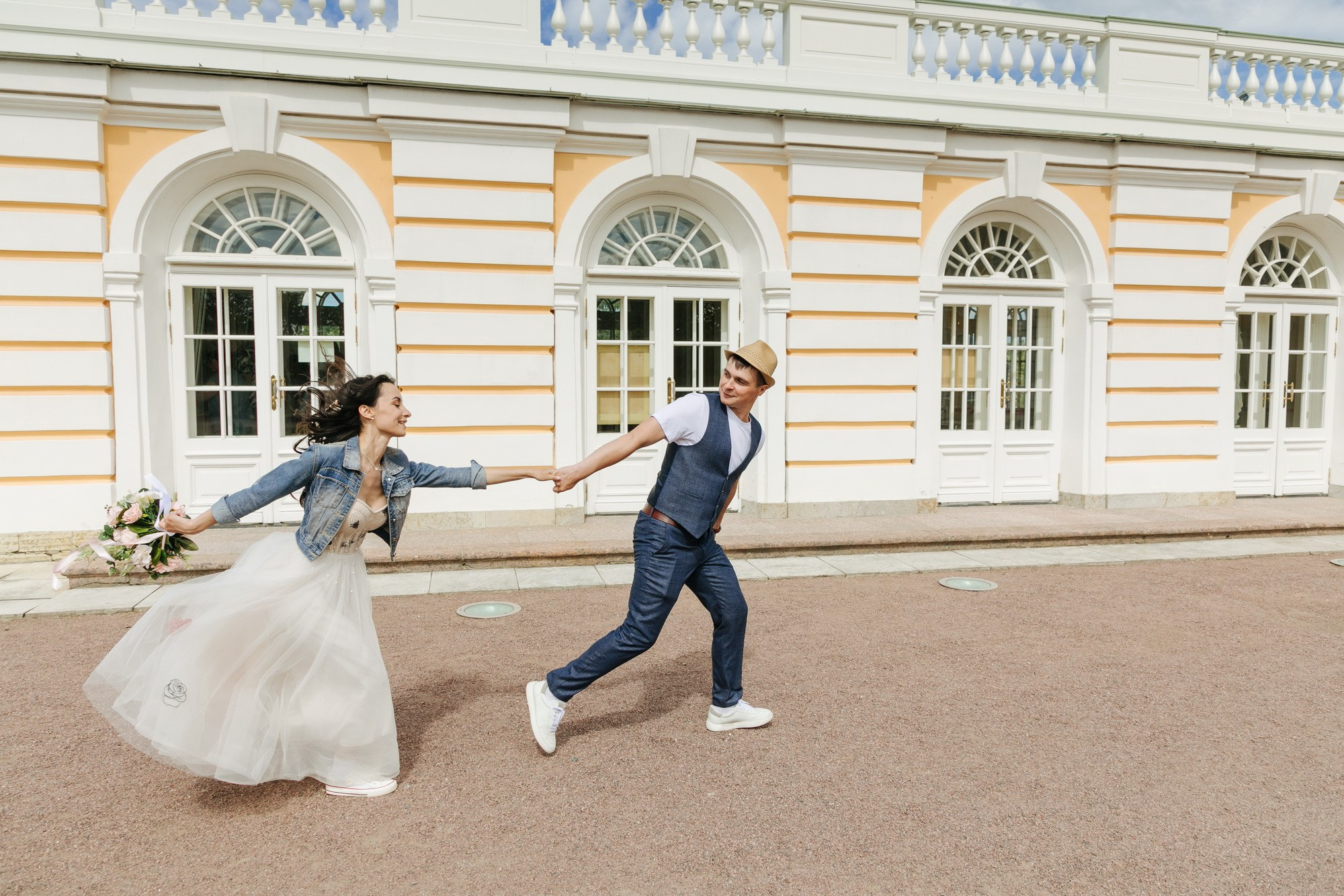 где провести свадьбу в спб, петергофе, свадебный костюм для жениха магазины, свадебный салон в спб найти, торт для свадьбы заказать, найти фотографа на свадьбу, праздник