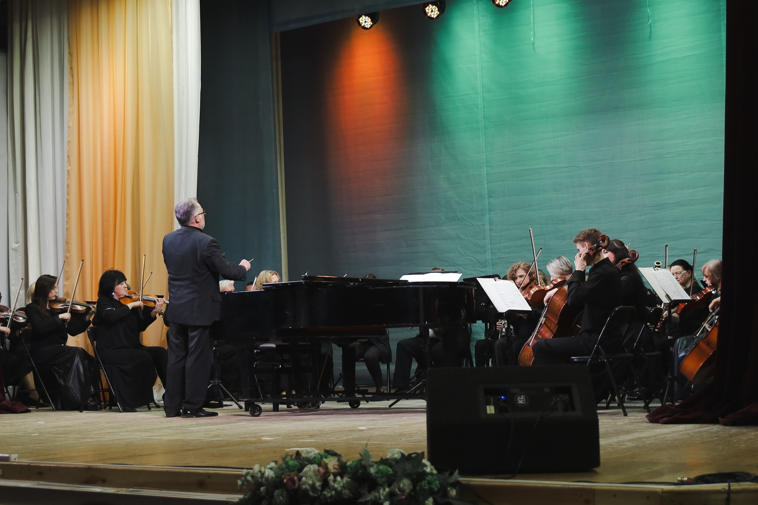 Фотоотчет с награждения стипендиатов города Липецка