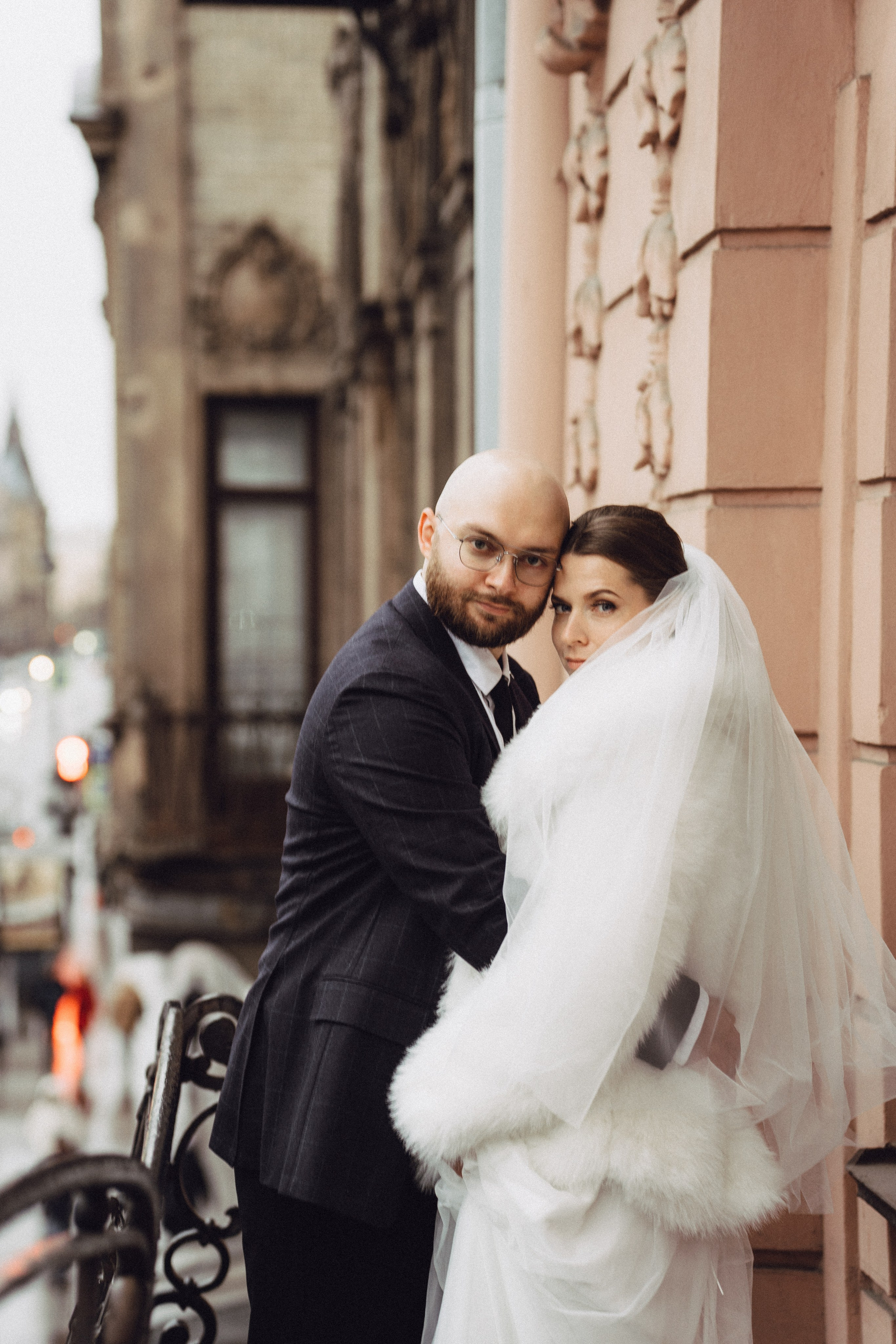 СВАДЕБНАЯ СЬЕМКА ВО ВТОРОМ ДВОРЦЕ (ДЕКАБРЬ) ТАКЖЕ СЬЕМКА В СТУДИИ НА ЧЕРНЫШЕВСКОЙ. Профессиональный фотограф, Санкт-Петербург — Виктория Богомолова