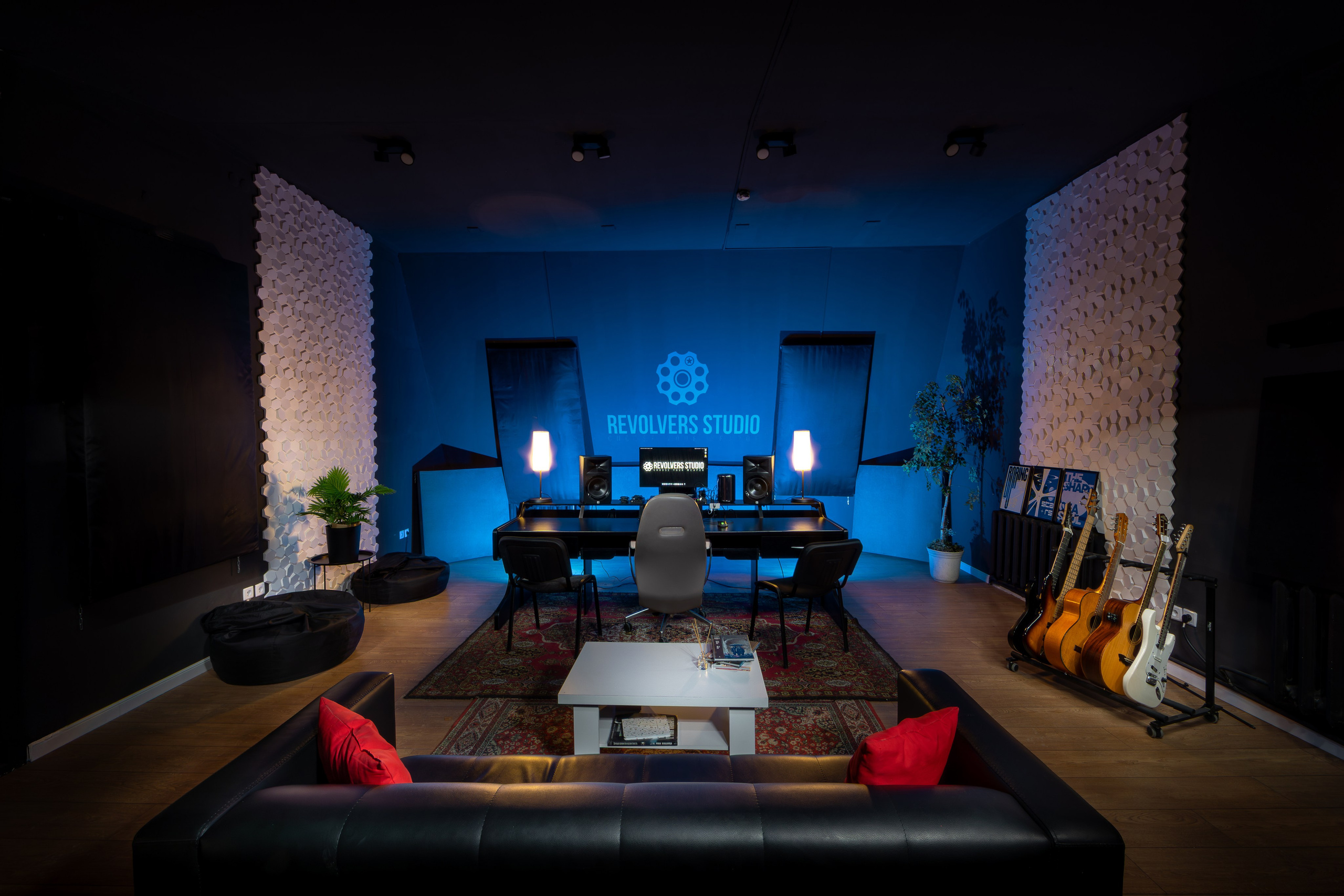 Съемка интерьера Revolver Studio. Фотограф Михеев Игорь в Ставрополе