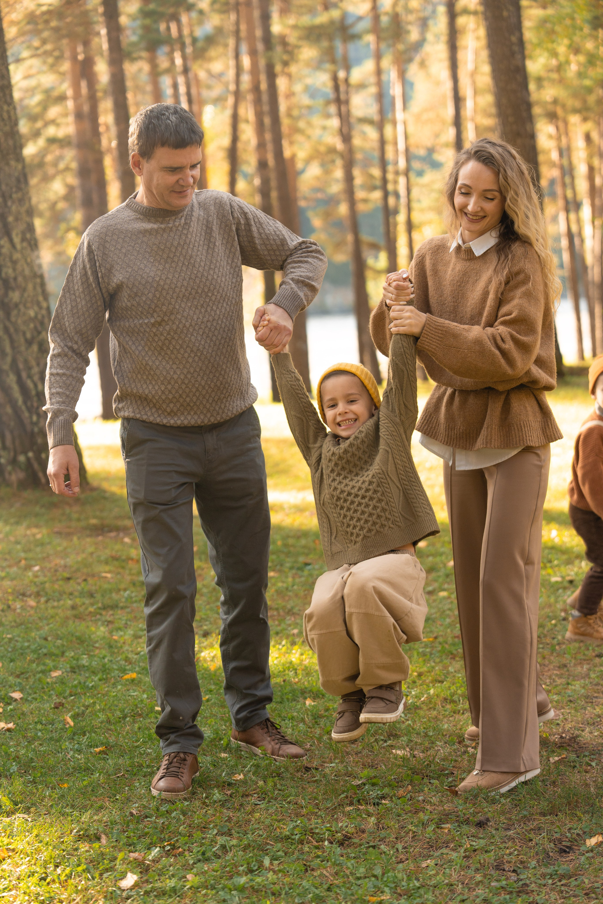 Семейная фотосессия в Москве для большой семьи. Свадебный фотограф в Москве Анна Полушина