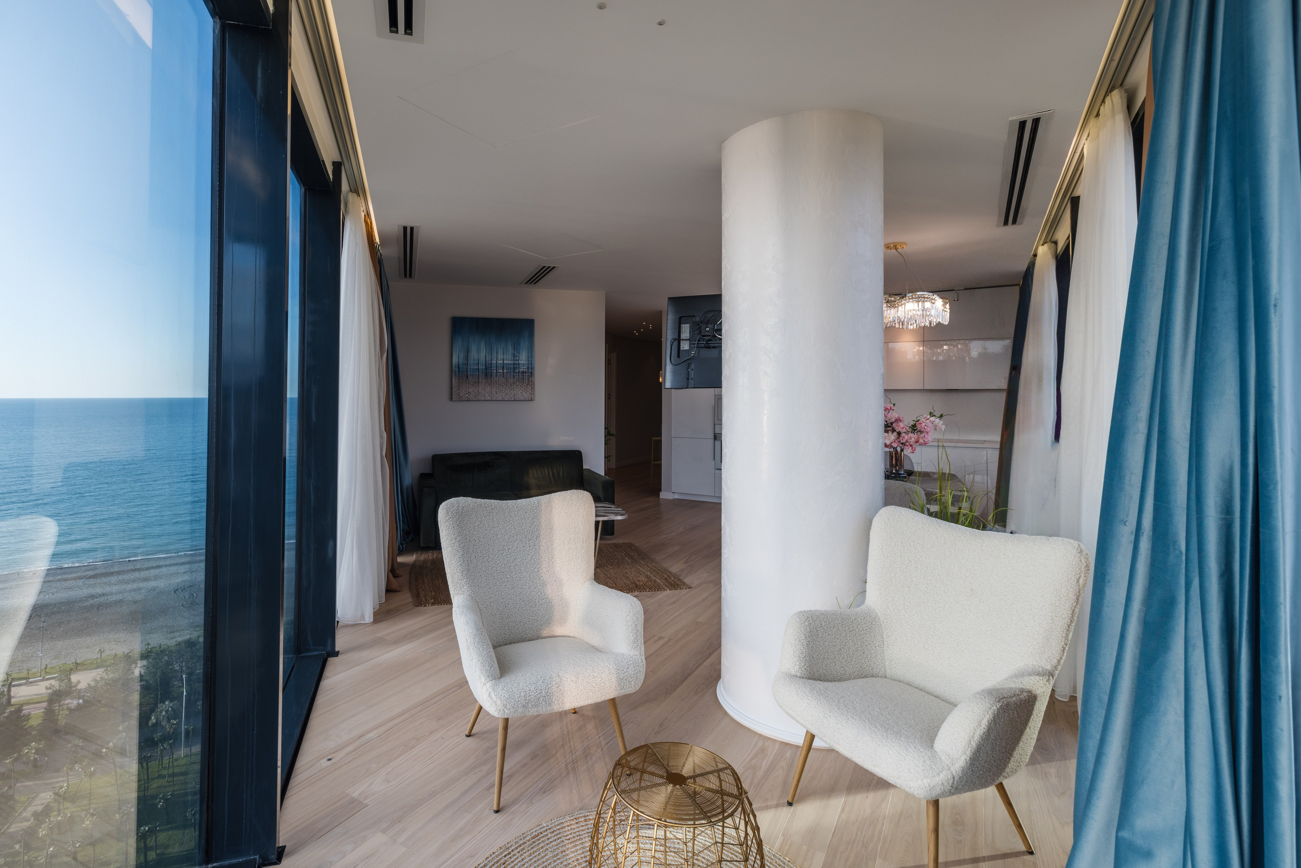 BELLEVUE RESIDENCE by HILTON. Режиссёр, клипмейкер, фотограф — Андрей Охота