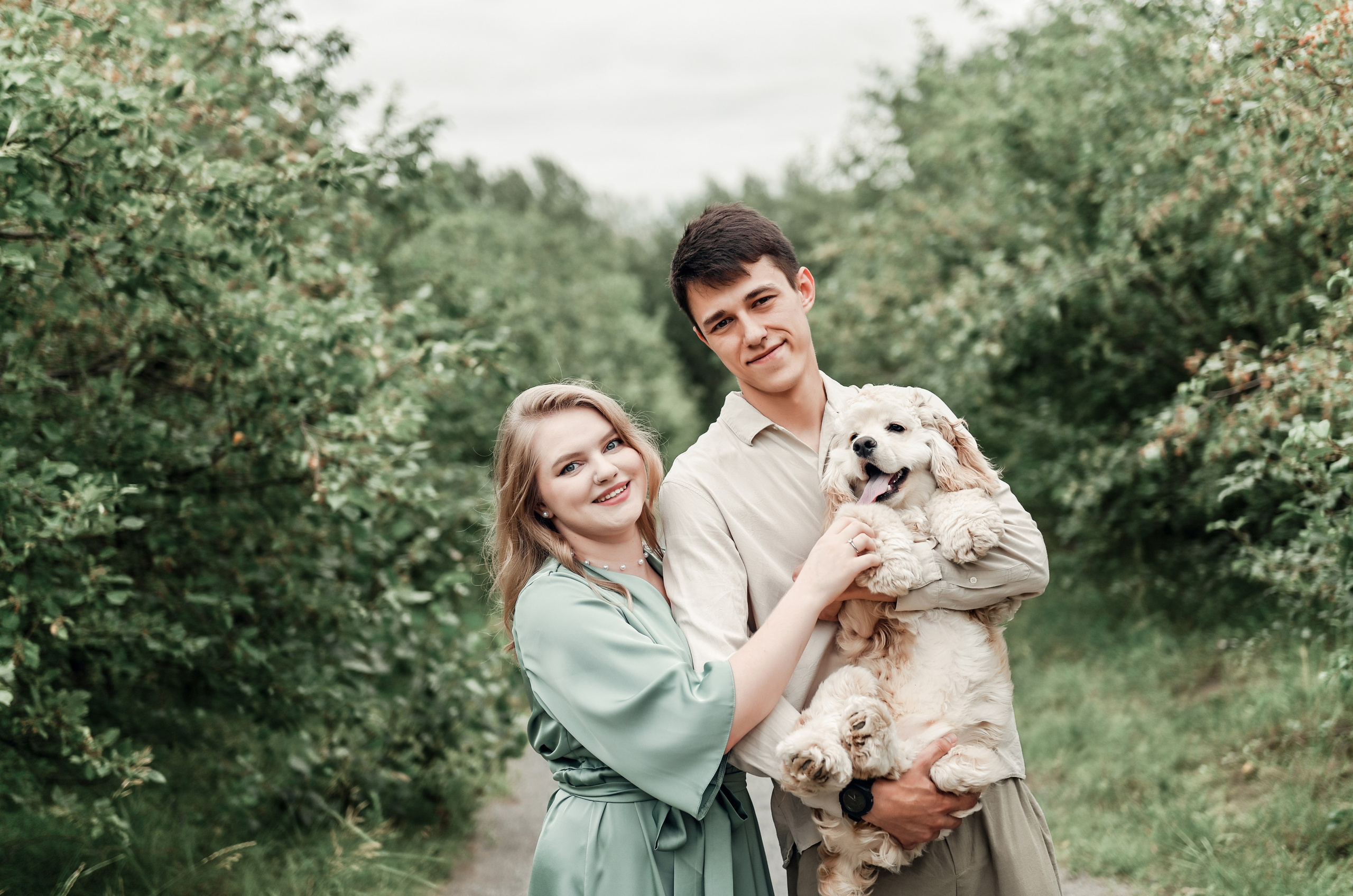 Love story прогулка вместе с песиком))). Свадебный, семейный, детский, контент фотограф в Омске Максим Ильин