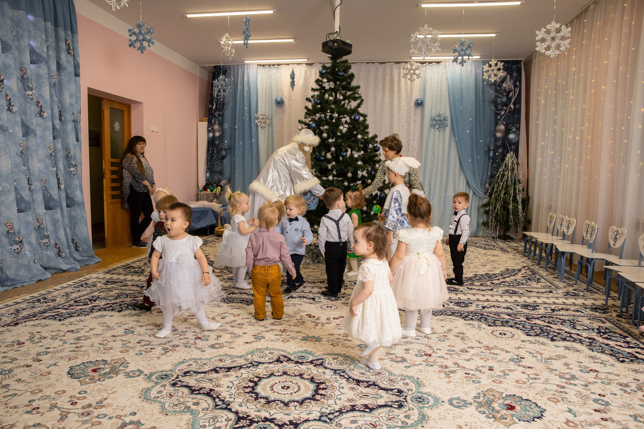 Новогодний утренник Успех. Фотограф в Железнодорожном и Балашихе