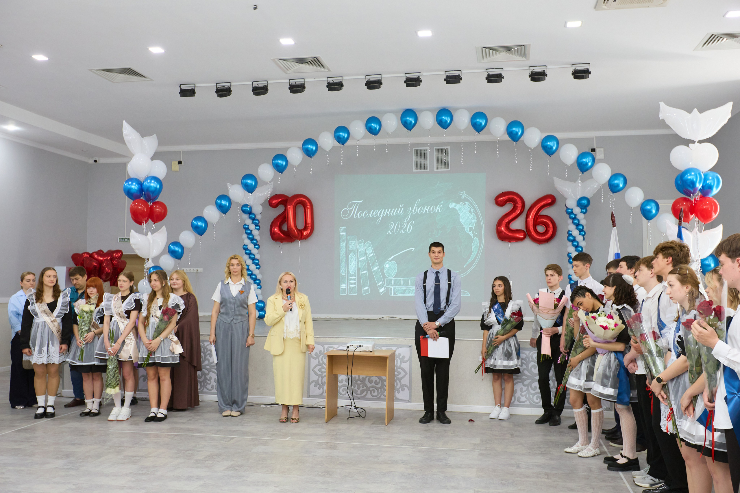 Последний звонок 6 шк 11А Саки. Фотограф в Крыму Светлана Викулова
