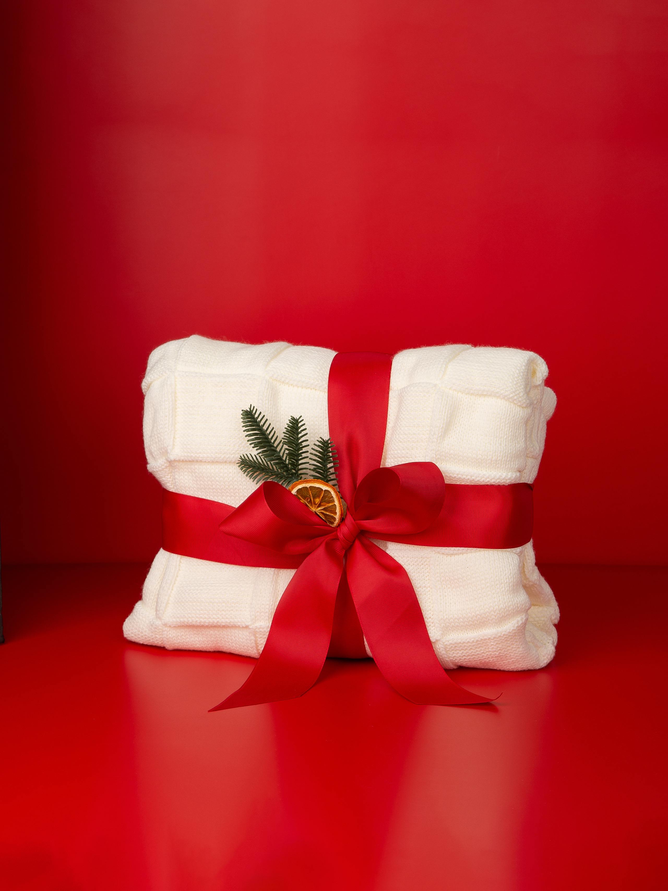 Предметные фото на цветном фоне для маркетплейсов в Москве | Фотограф Анна Татаурова. Фотограф Анна Татаурова | Авторская фотосъемка в Москве