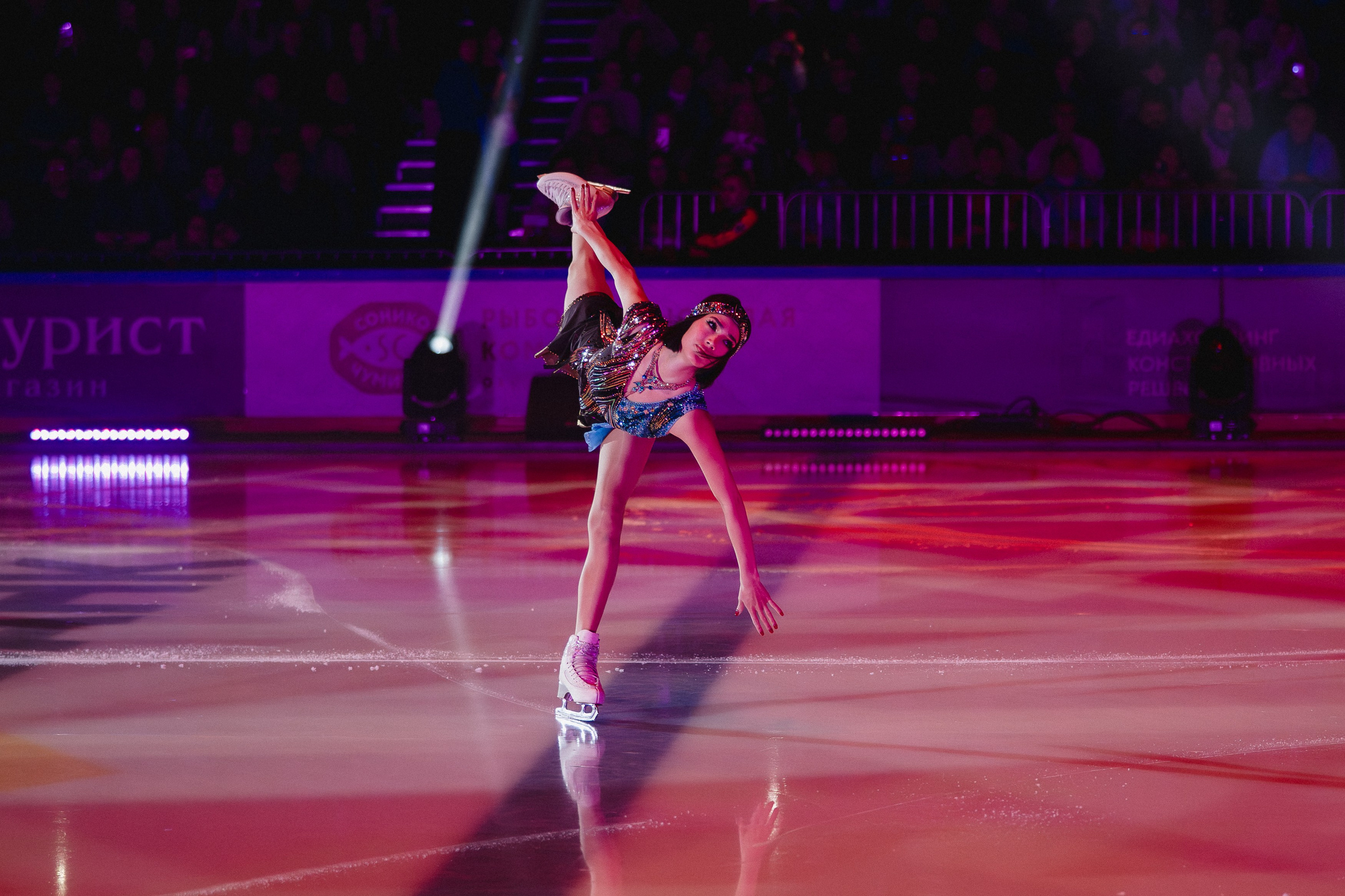 Шоу Этери Тутберидзе в Новосибирске. Воробьева Ксения — Спортивный и танцевальный фотограф Новосибирск