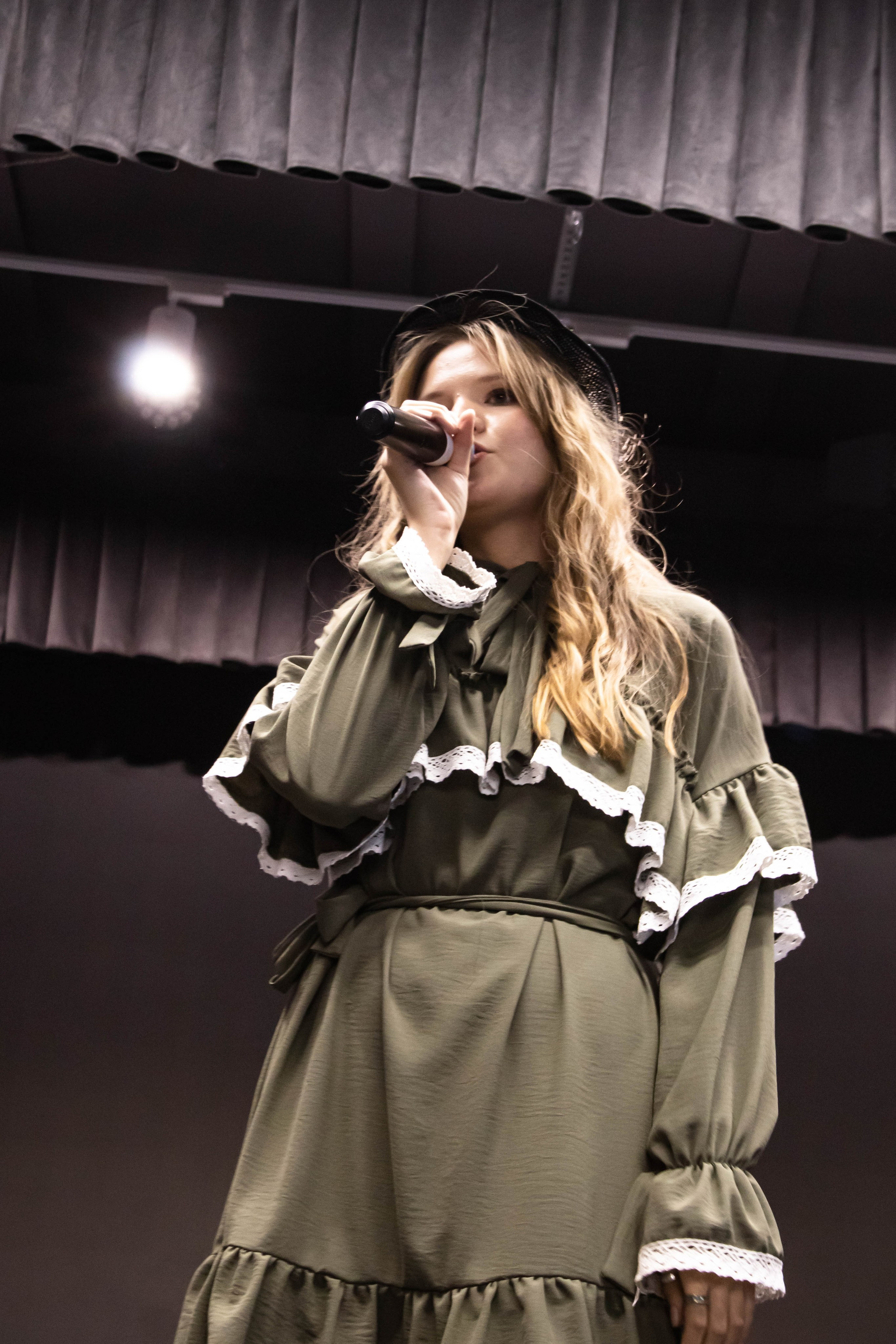 Квартирник в Екатеринбургской академии современного искусства