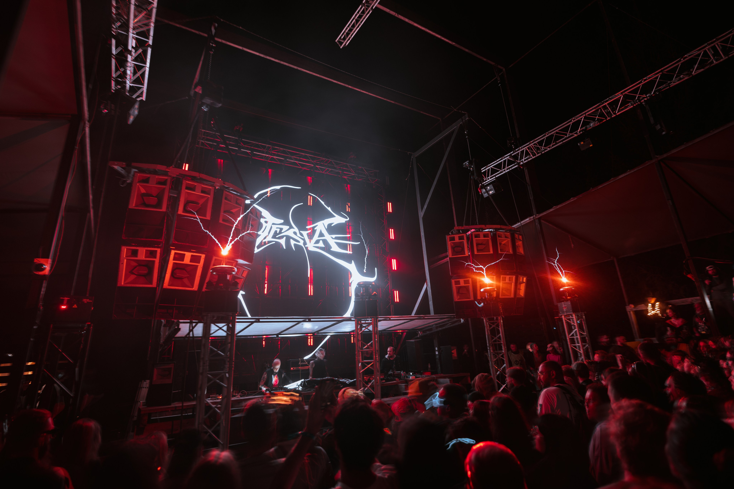 Signal 2024. @tomrus: Рустам Шагиморданов — фотограф