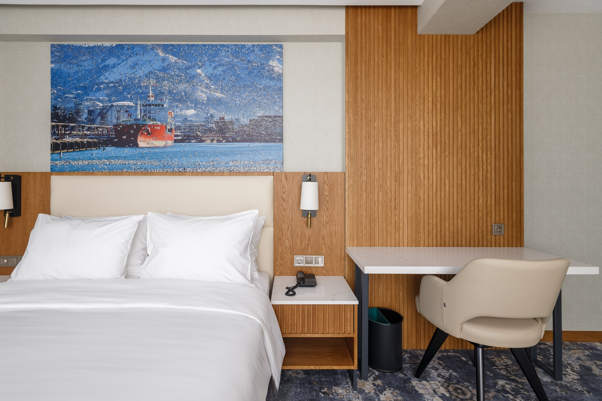 HOTEL PIAZZA EPIGRAPH (BATUMI). Режиссёр, клипмейкер, фотограф — Андрей Охота