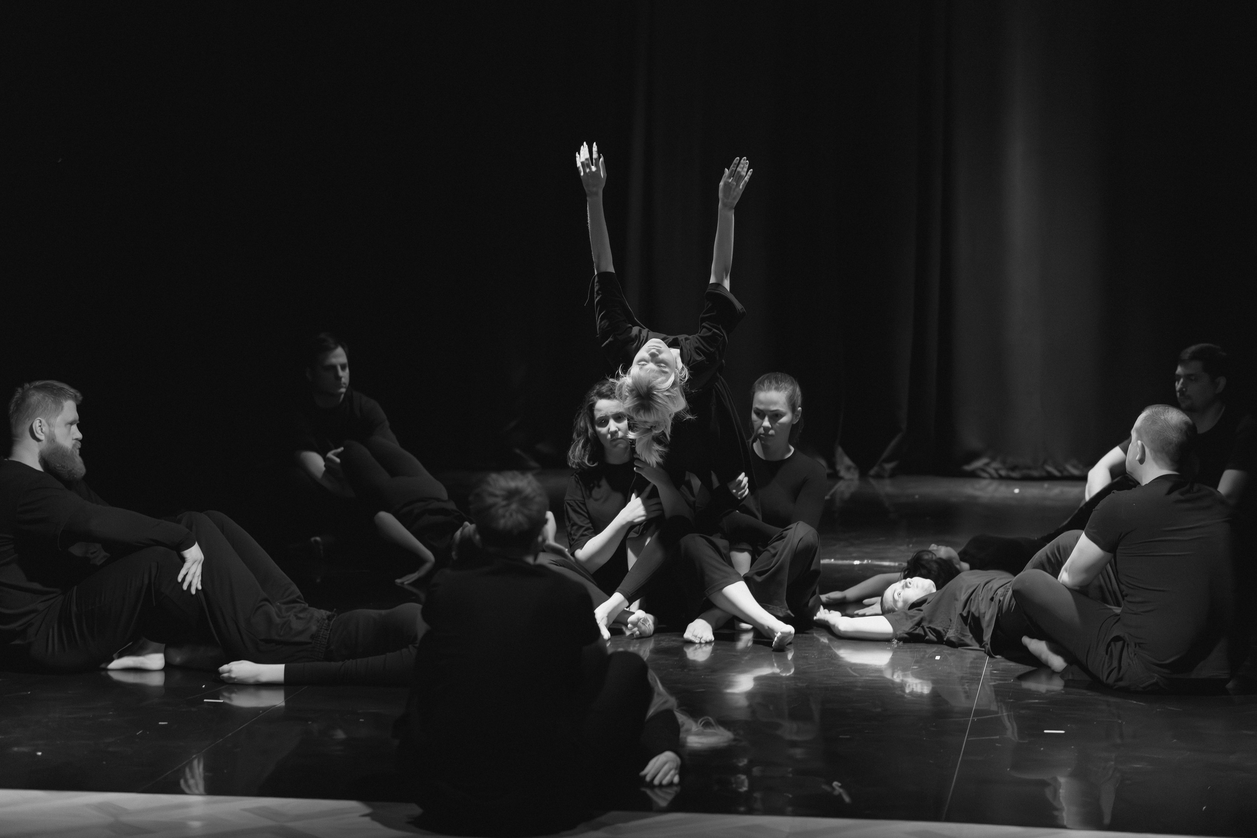 Показ группы Advanced 6 — Физический театр. Репортажный и портретный фотограф Андрей Гаровский