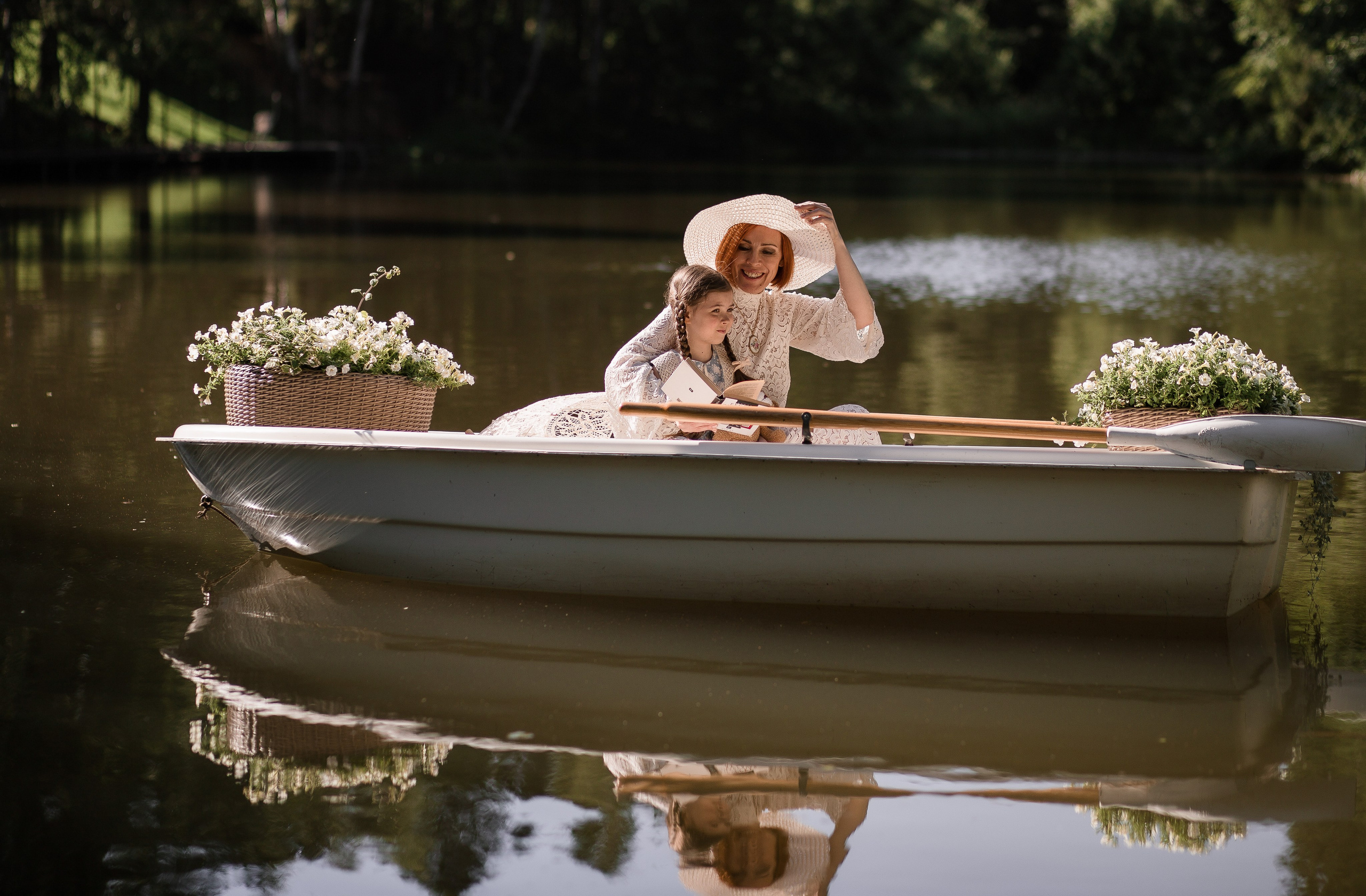 В лодке с цветами. Детский и семейный фотограф, Катерина Дементьева. Город Пермь