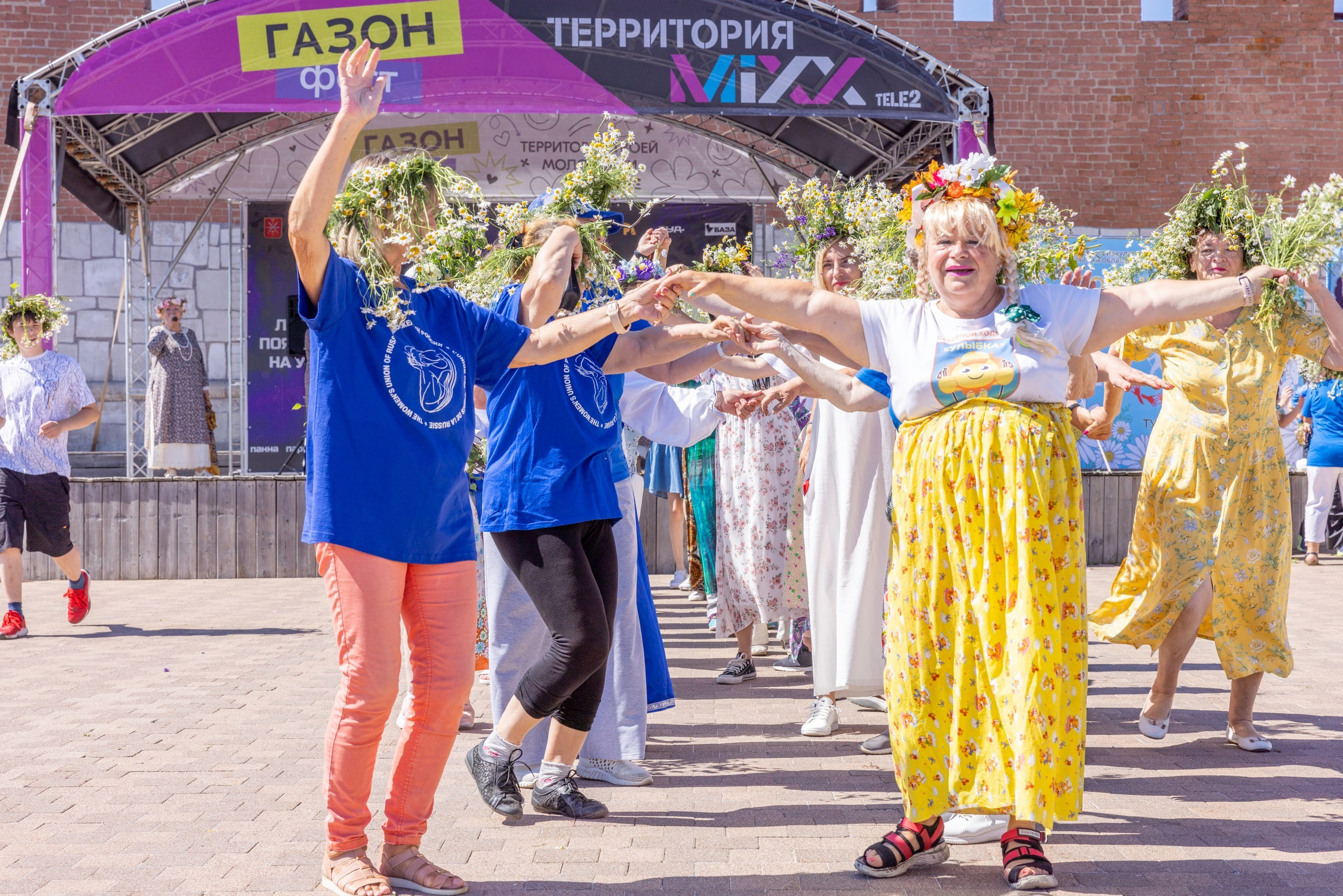 Фестиваль «Ромашковый хоровод». Северная ходьба. Фотограф в Туле Крупский АнДРей. Фотостудия «КАДР71» в Туле
