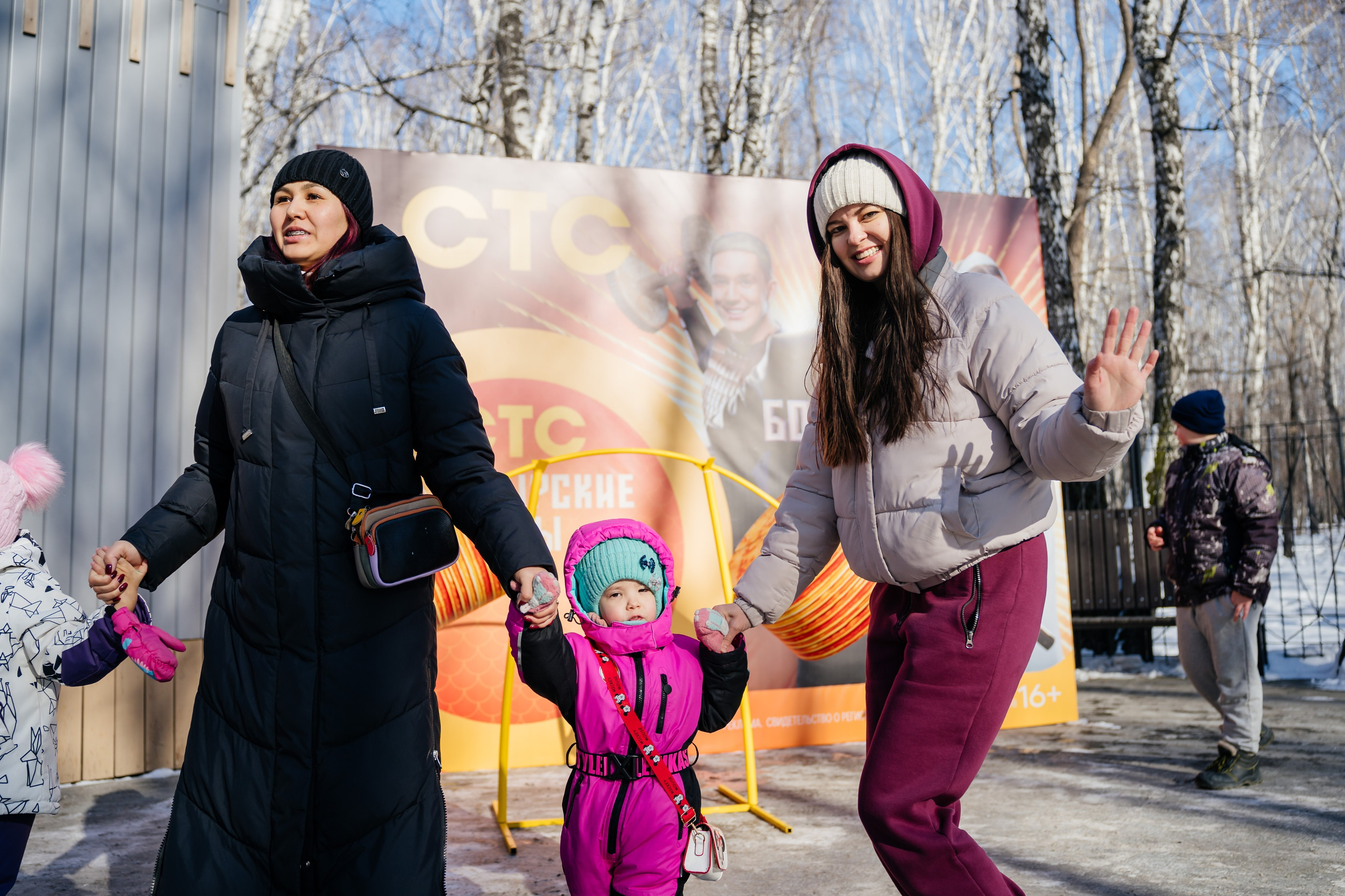 Масленица с СТС. Видеограф и Фотограф в Челябинске Ксения и Владимир Рюмины